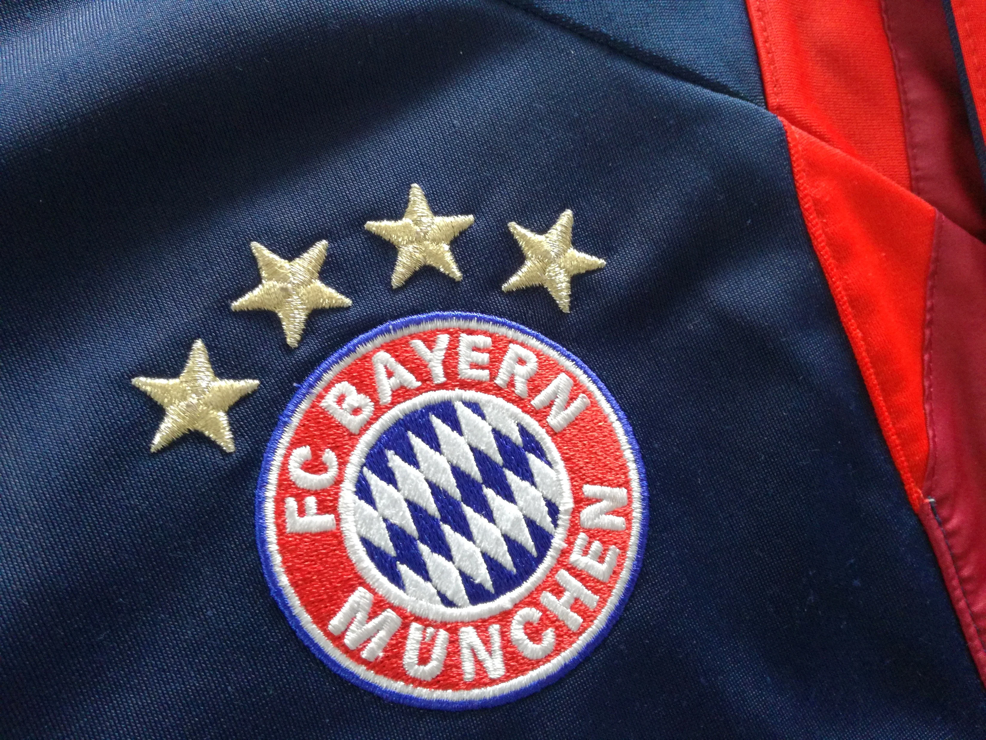 2014/15 Bayern Munich Track Jacket (XL) - Image 3