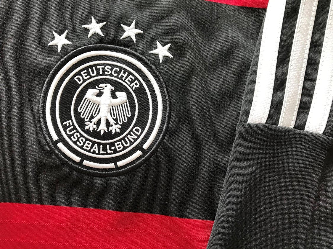 2014/15 Germany Away World Champions Football Shirt (S) - Image 4