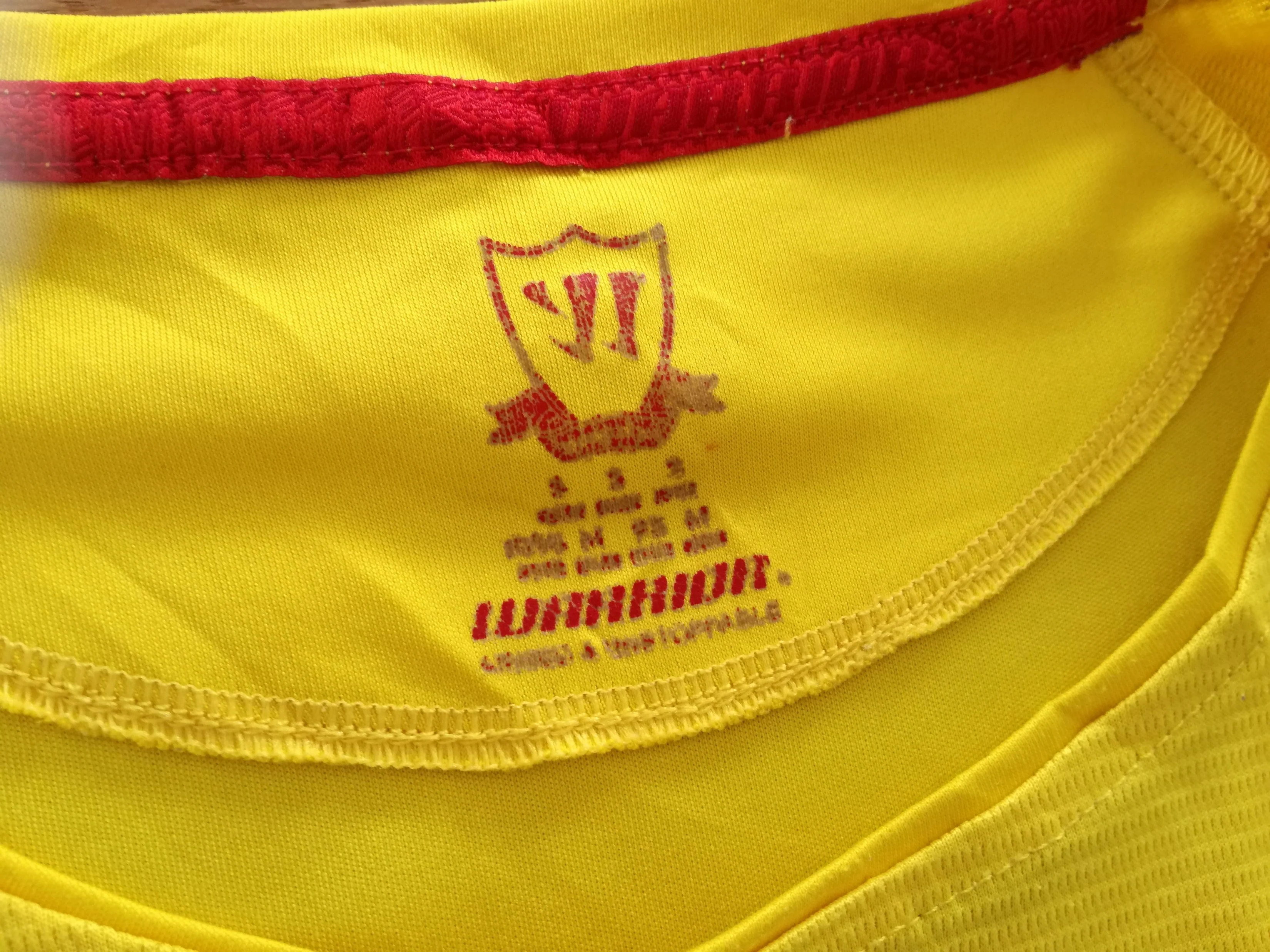 2014/15 Liverpool Away Football Shirt (S) - Image 2