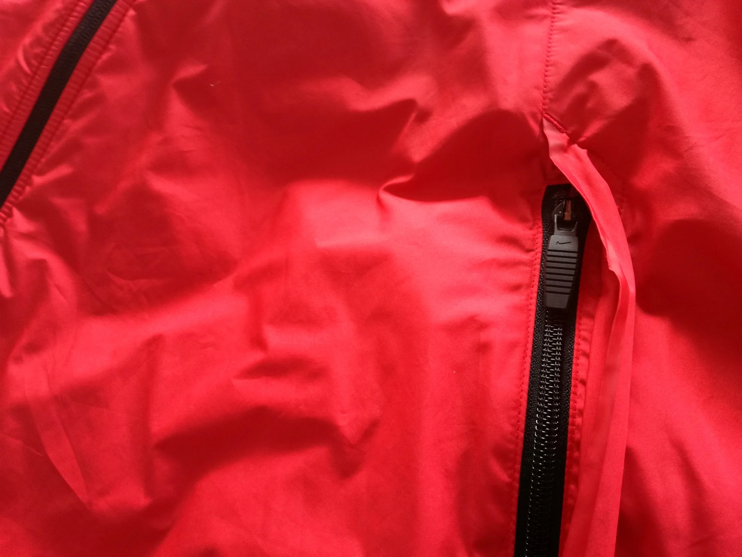 2014/15 Man Utd Body Warmer (XXL) - Image 6