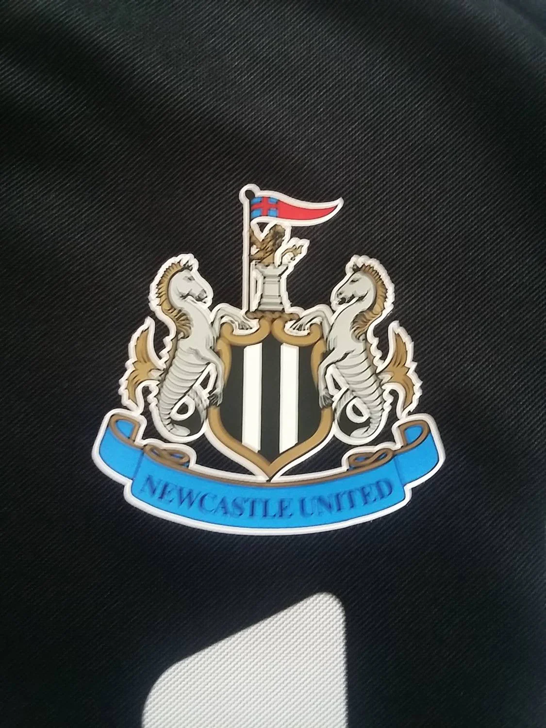 2014/15 Newcastle Utd Home Football Shirt (XL) - Image 3