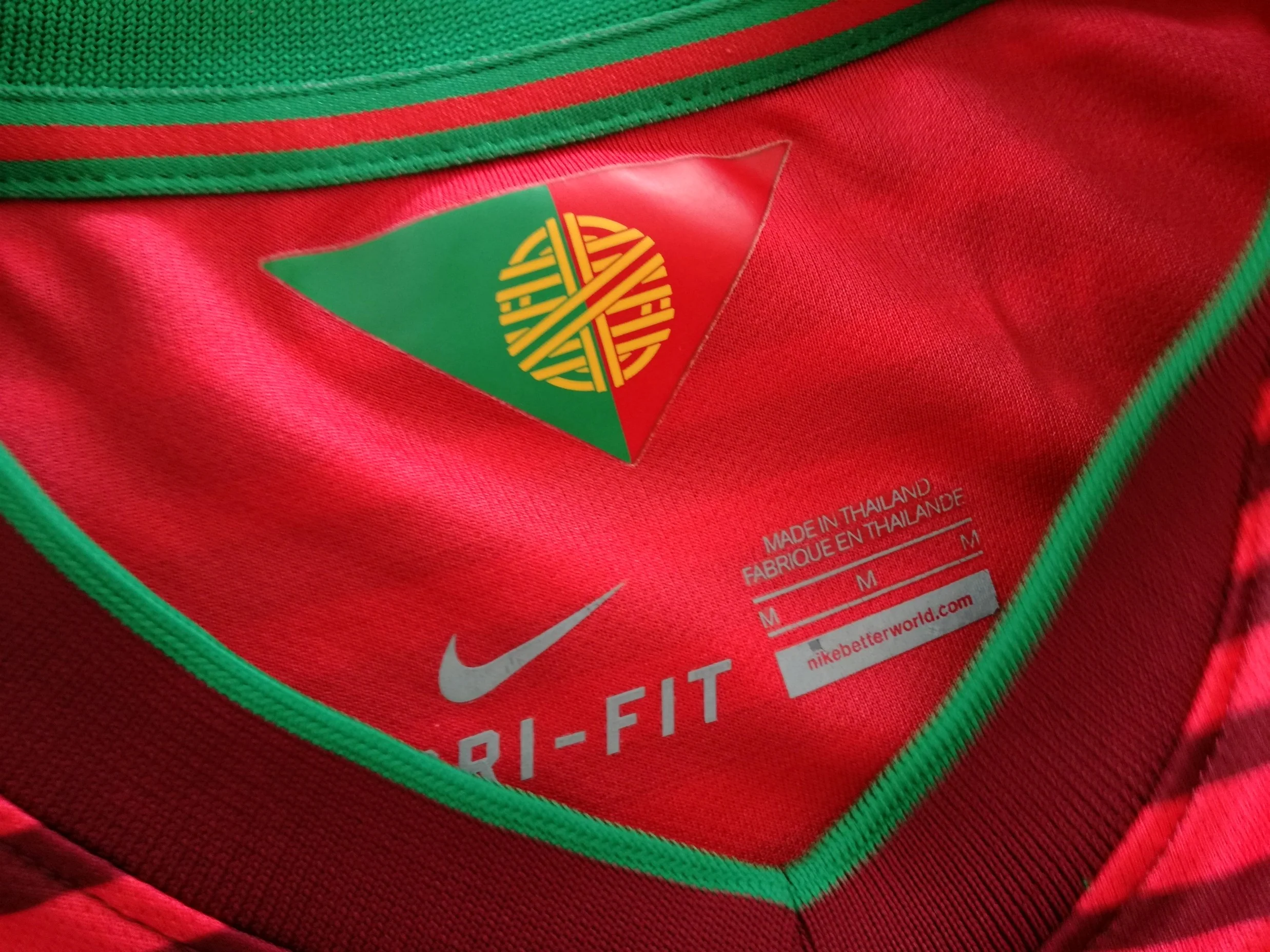2014/15 Portugal Home 'Centenary' Football Shirt (M) - Image 2