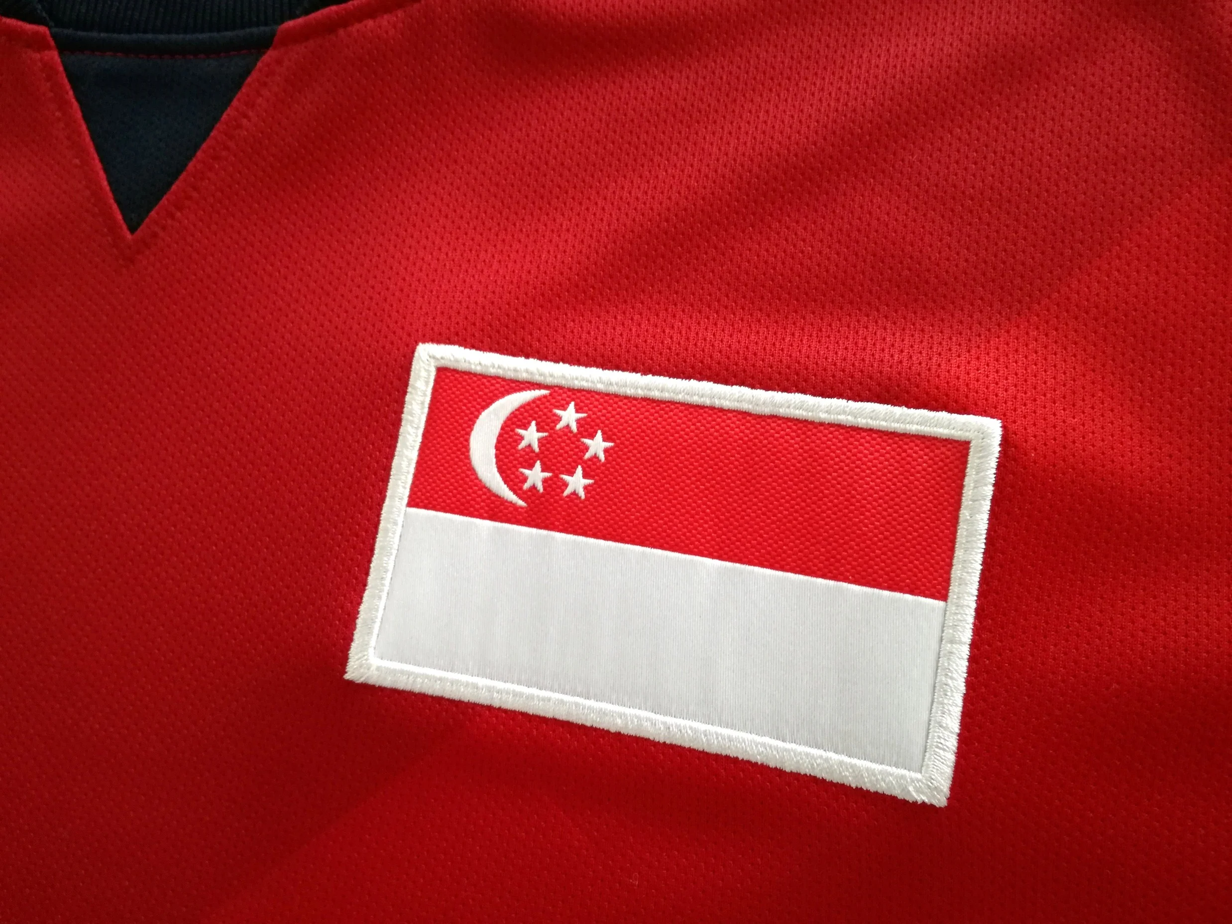 2014 Singapore Home Football Shirt (S) - Image 3