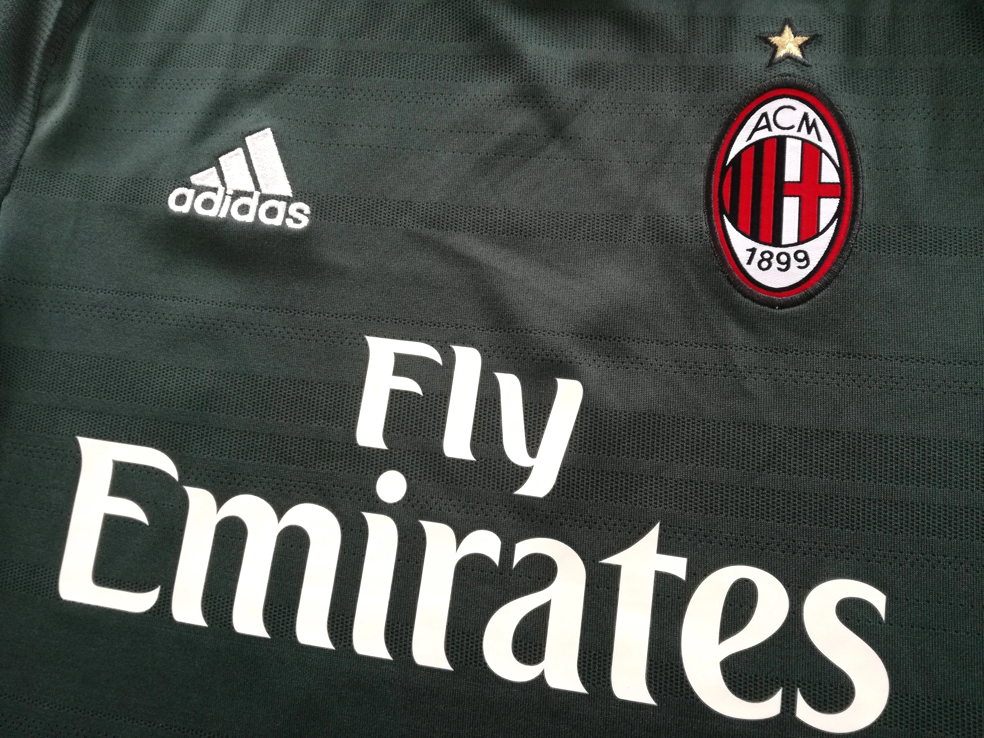 2015/16 AC Milan 3rd Football Shirt Prince #72 (S) - Image 6