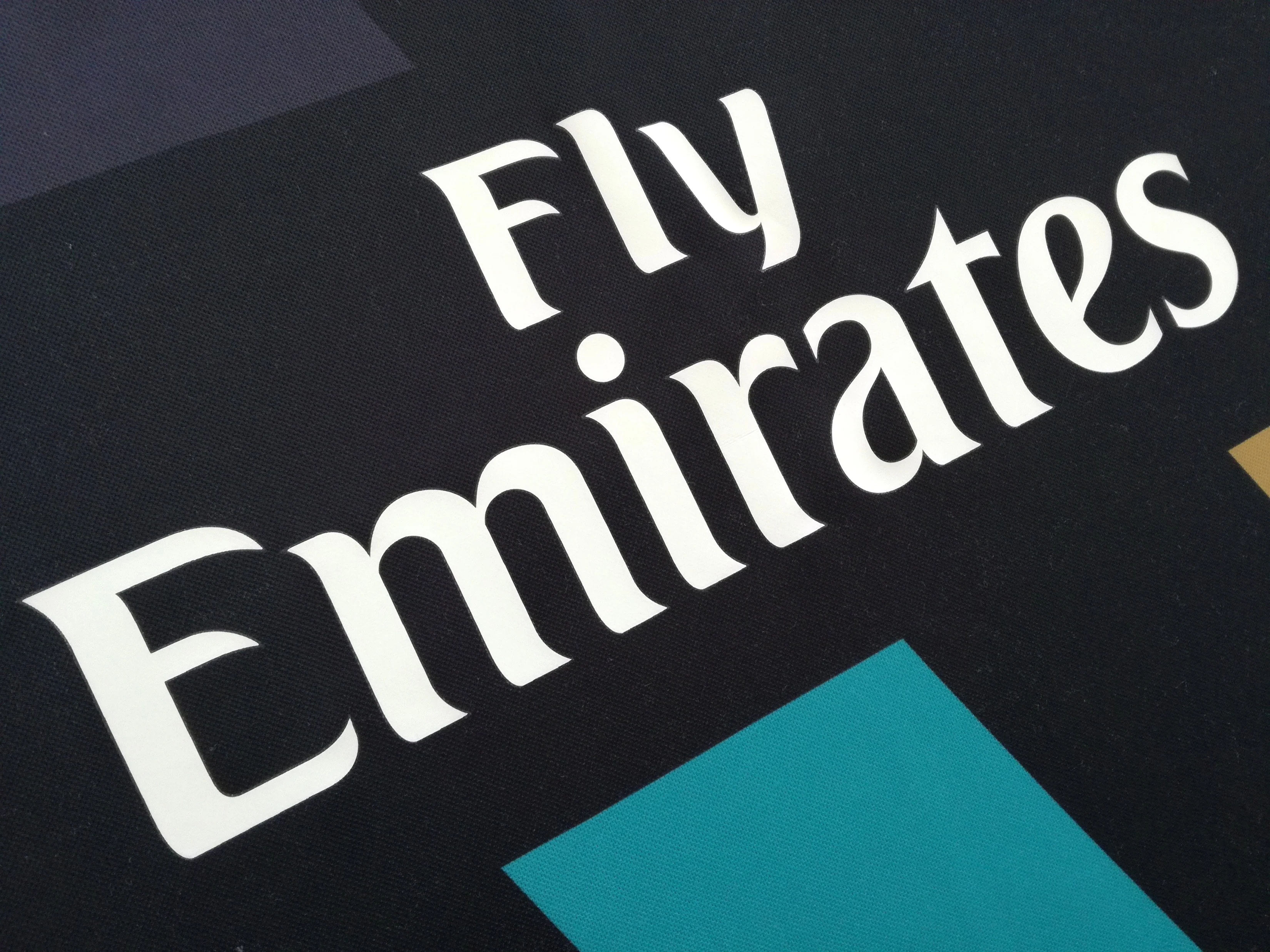 2015/16 Arsenal 3rd Football Shirt (XL) - Image 3