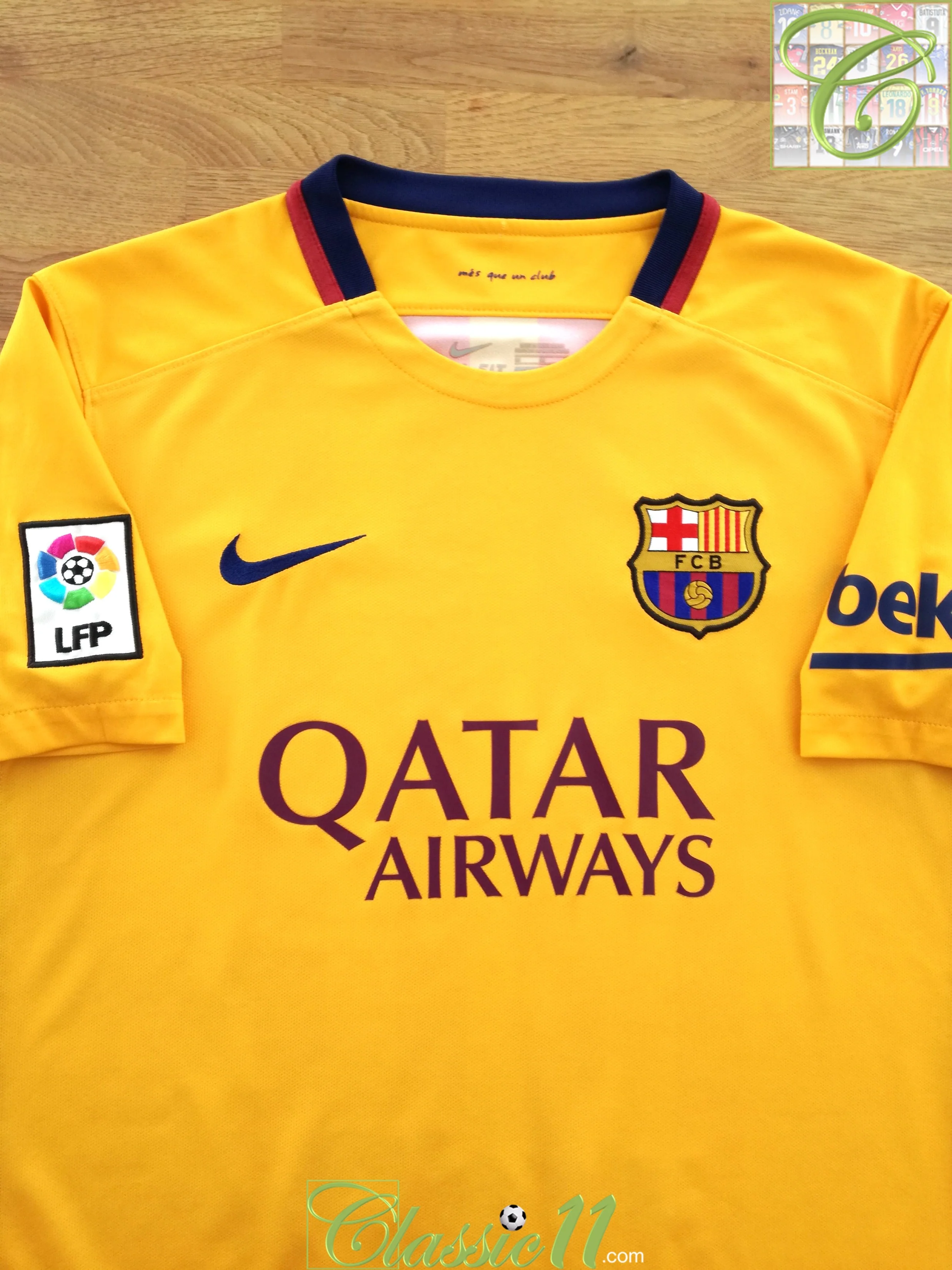 2015/16 Barcelona Away La Liga Football Shirt Messi #10 (S) - Image 2