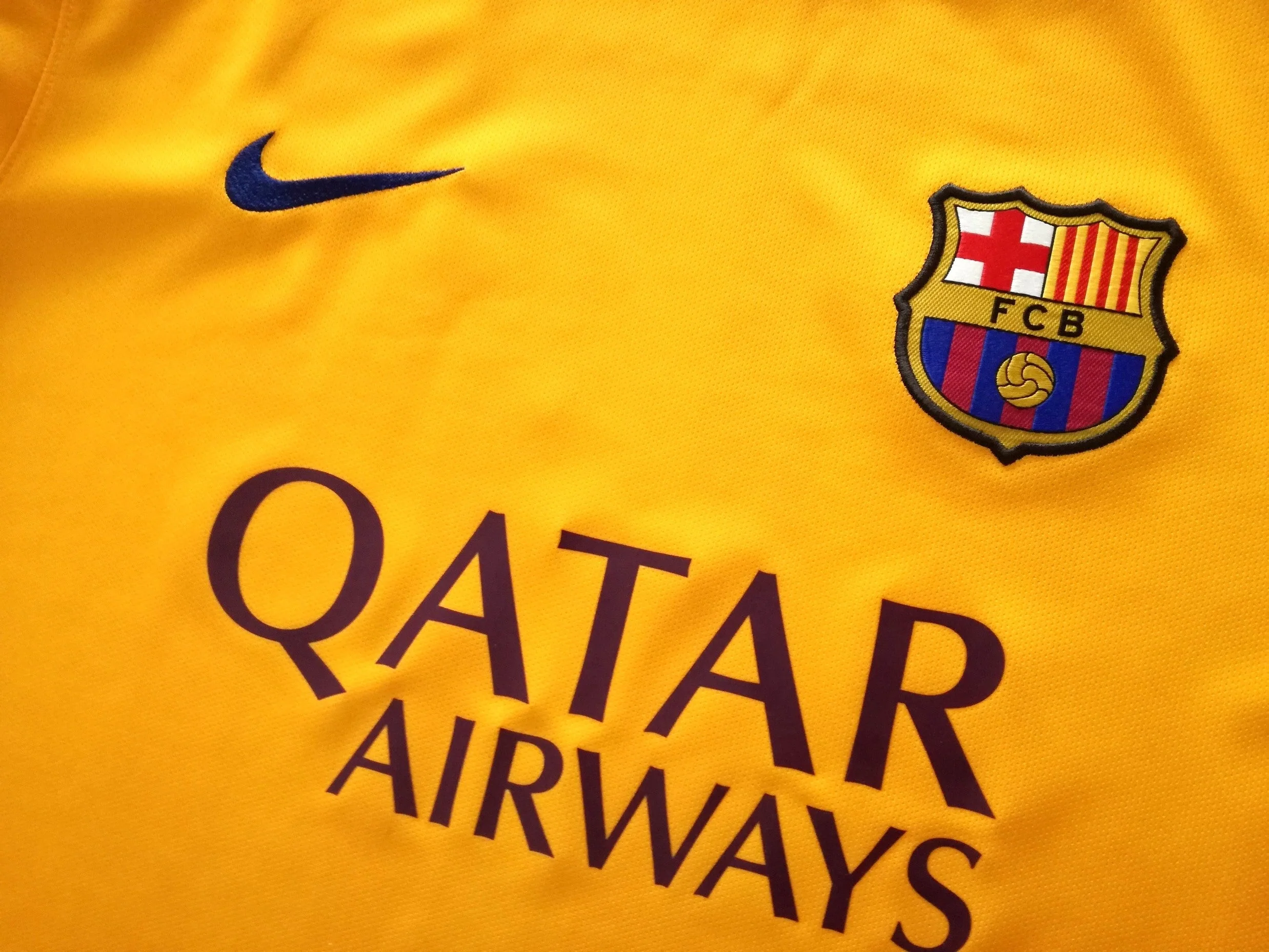 2015/16 Barcelona Away La Liga Football Shirt Messi #10 (S) - Image 4