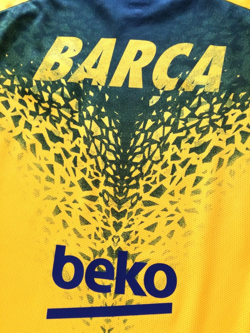 2015/16 Barcelona Warm-Up Football Shirt (S) - Image 4