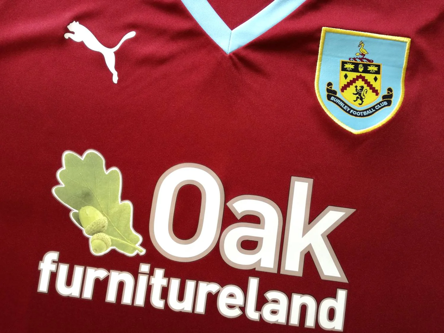 2015/16 Burnley Home Football Shirt. (XL) *BNWT* - Image 3