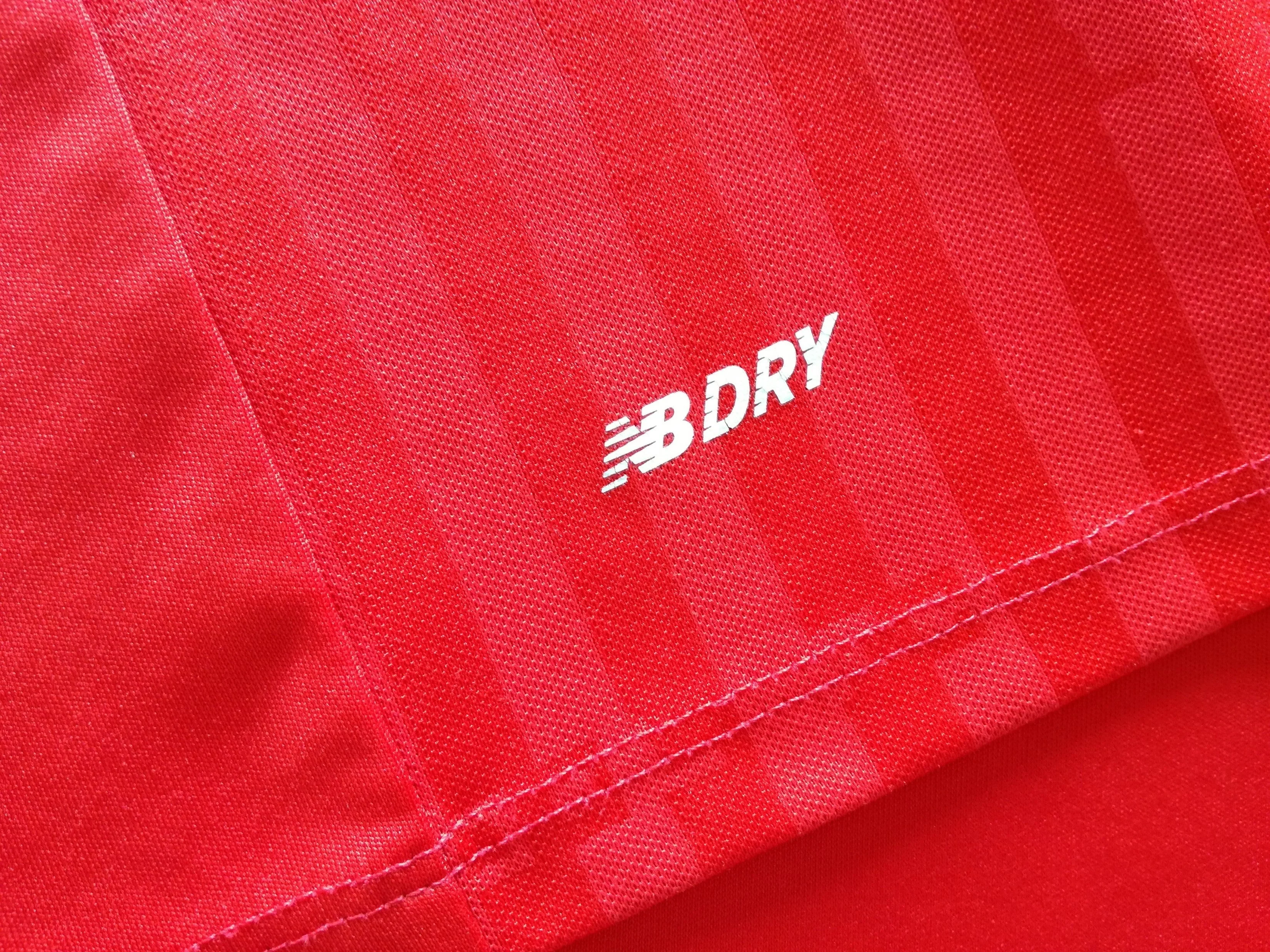 2015/16 Liverpool Home Football Shirt (XXL) - Image 8