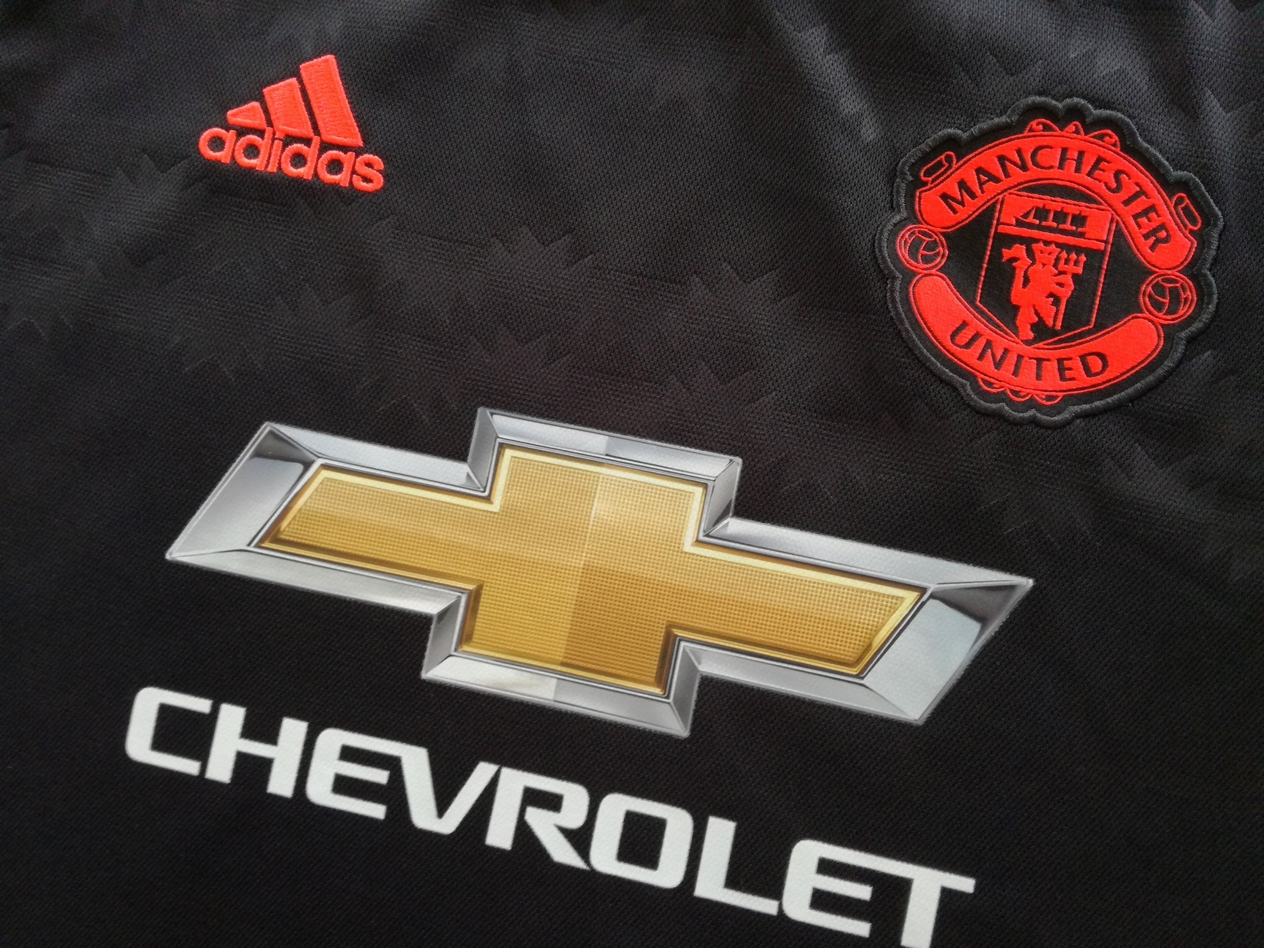 2015/16 Man Utd 3rd Football Shirt (L) - Image 3