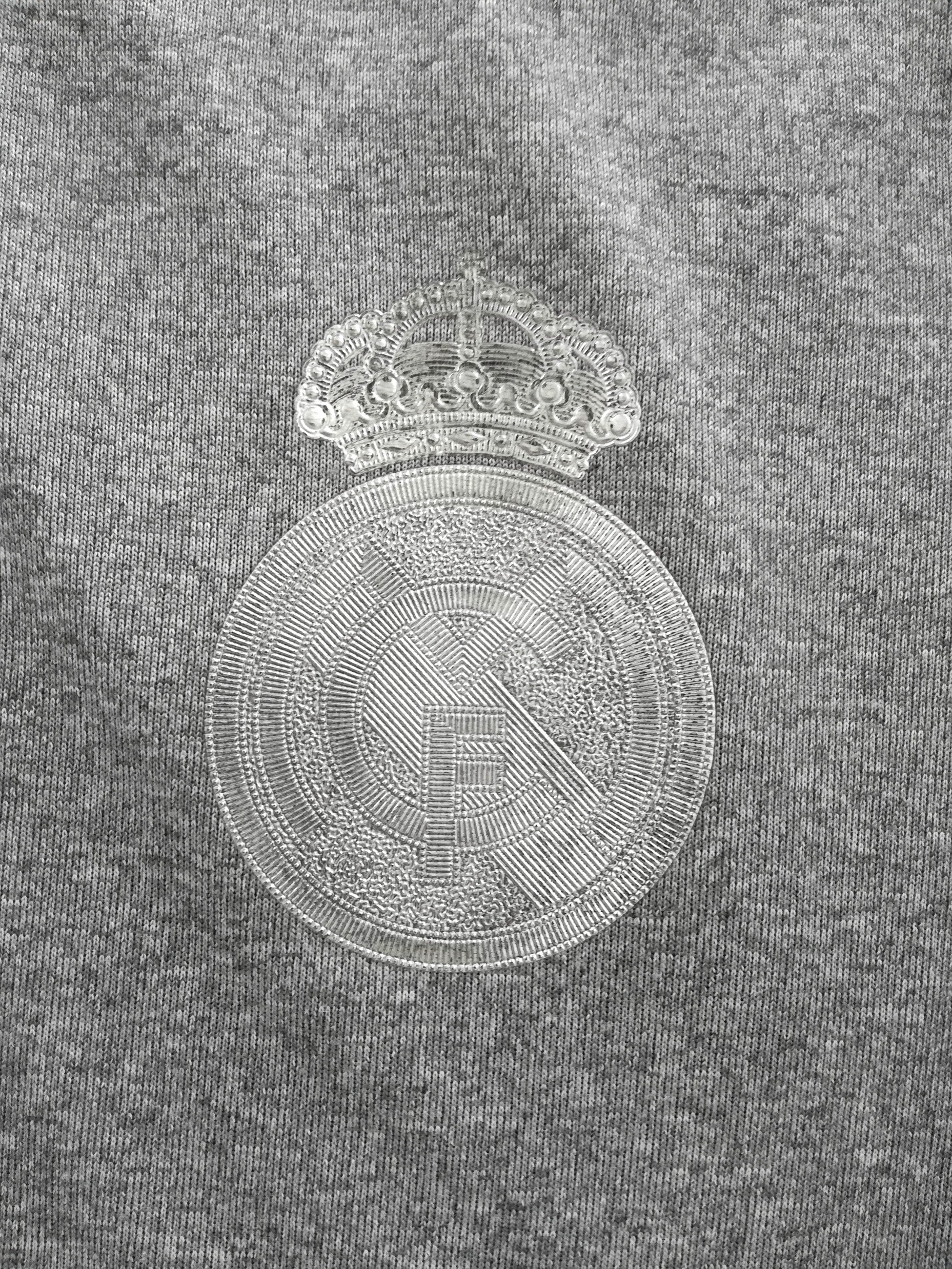 2015/16 Real Madrid Away La Liga Football Shirt. (S) - Image 4