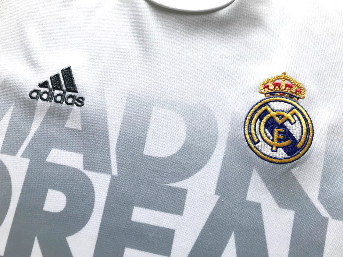 2015/16 Real Madrid Pre-Match Football Shirt (S) - Image 3