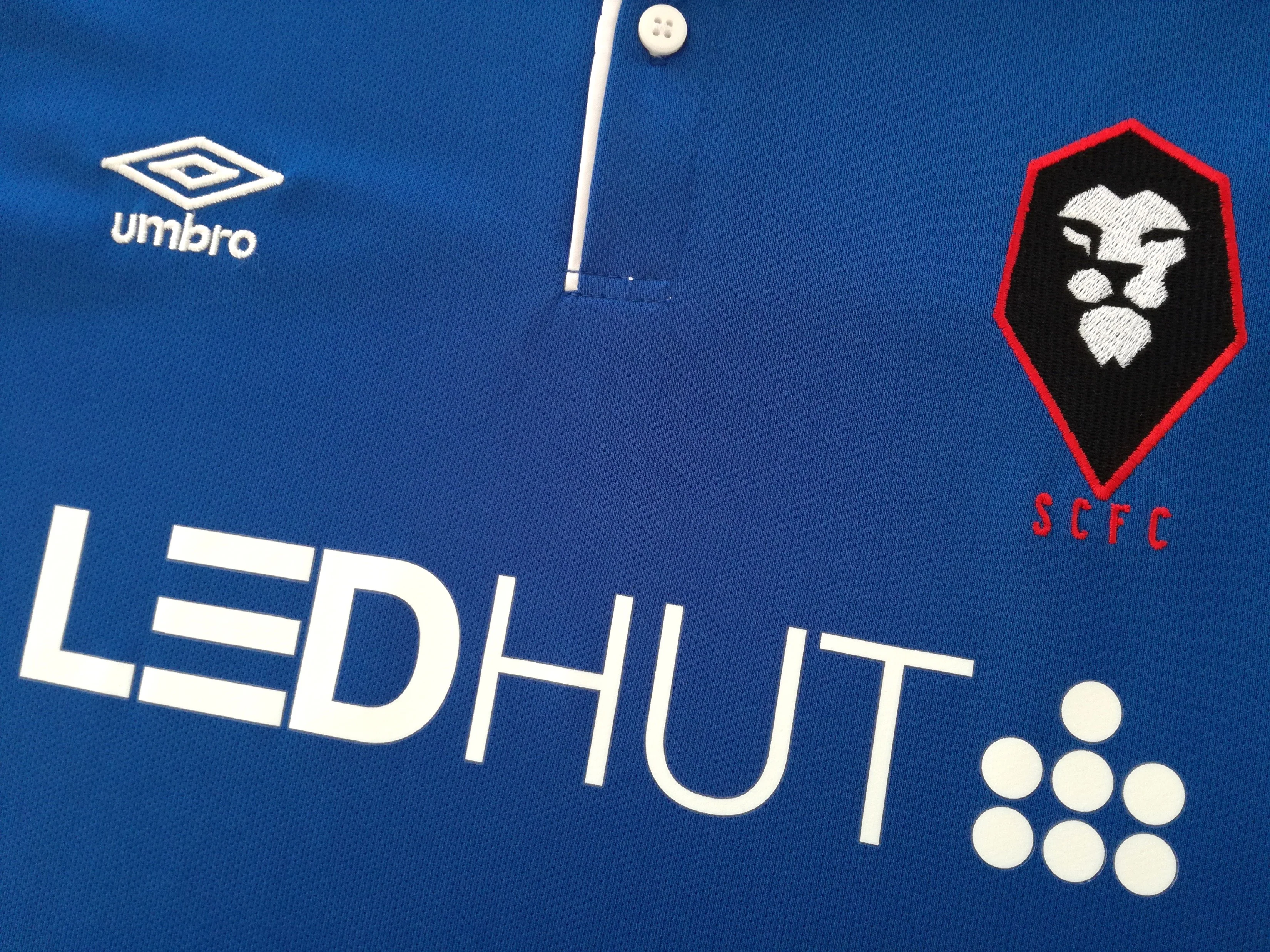 2015/16 Salford City 3rd Football Shirt (XL) - Image 3