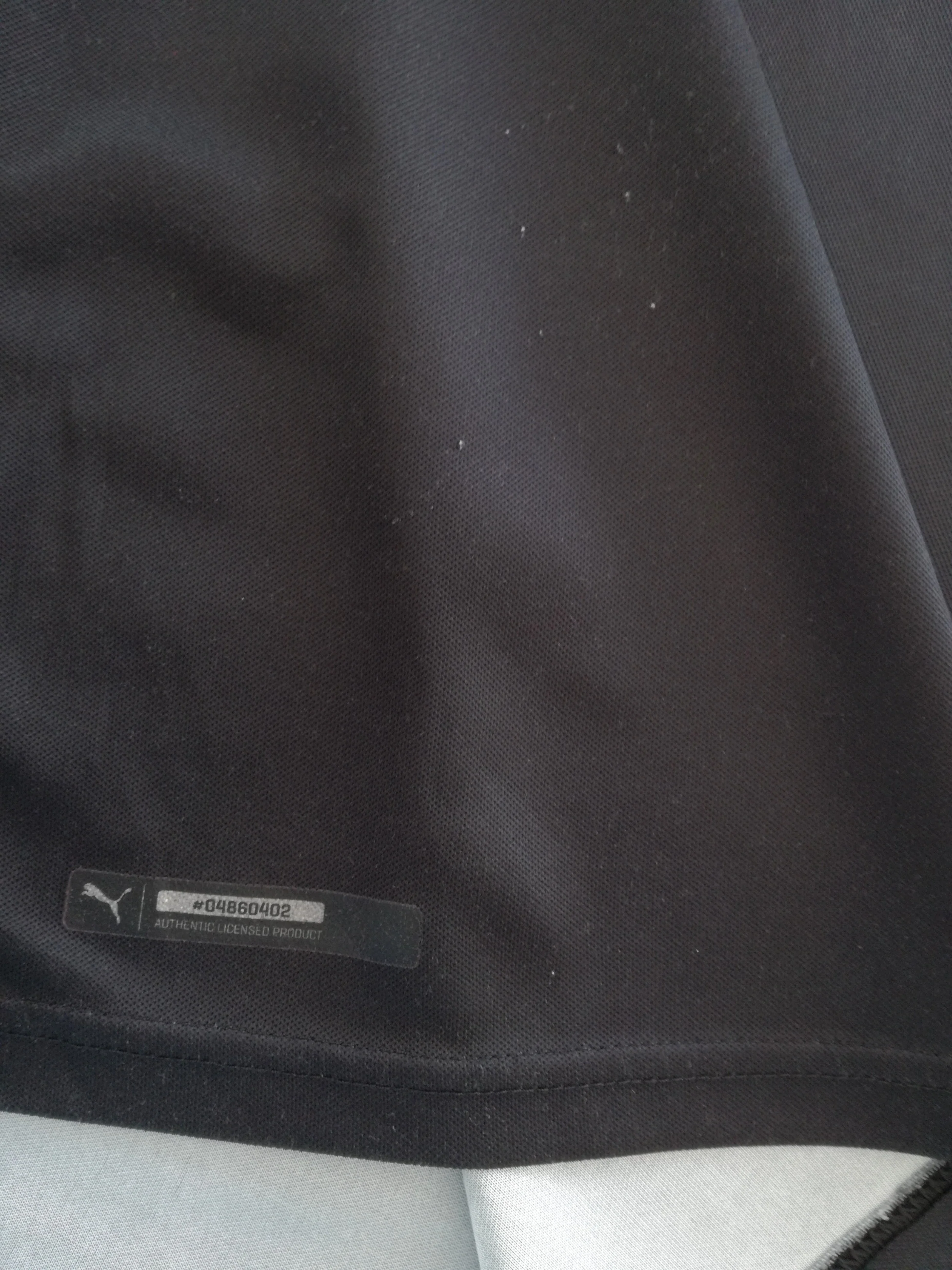 2015/16 Stuttgart 3rd Football Shirt (M) - Image 3