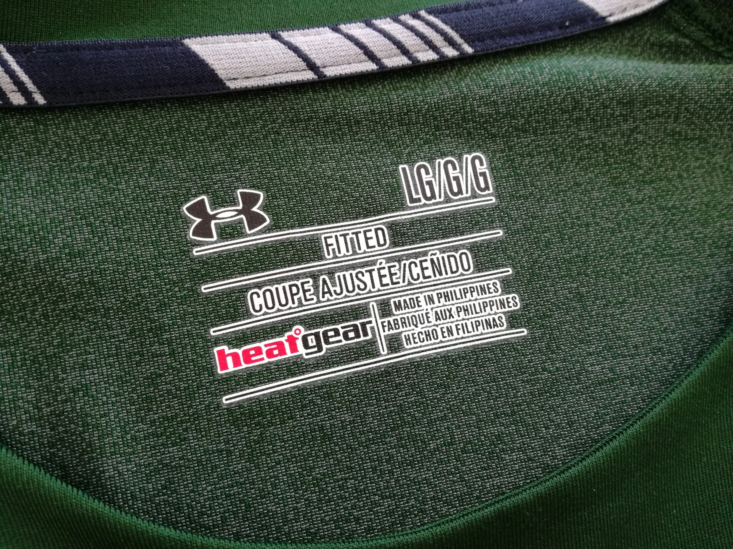 2015/16 Tottenham GK Football Shirt (L) - Image 2
