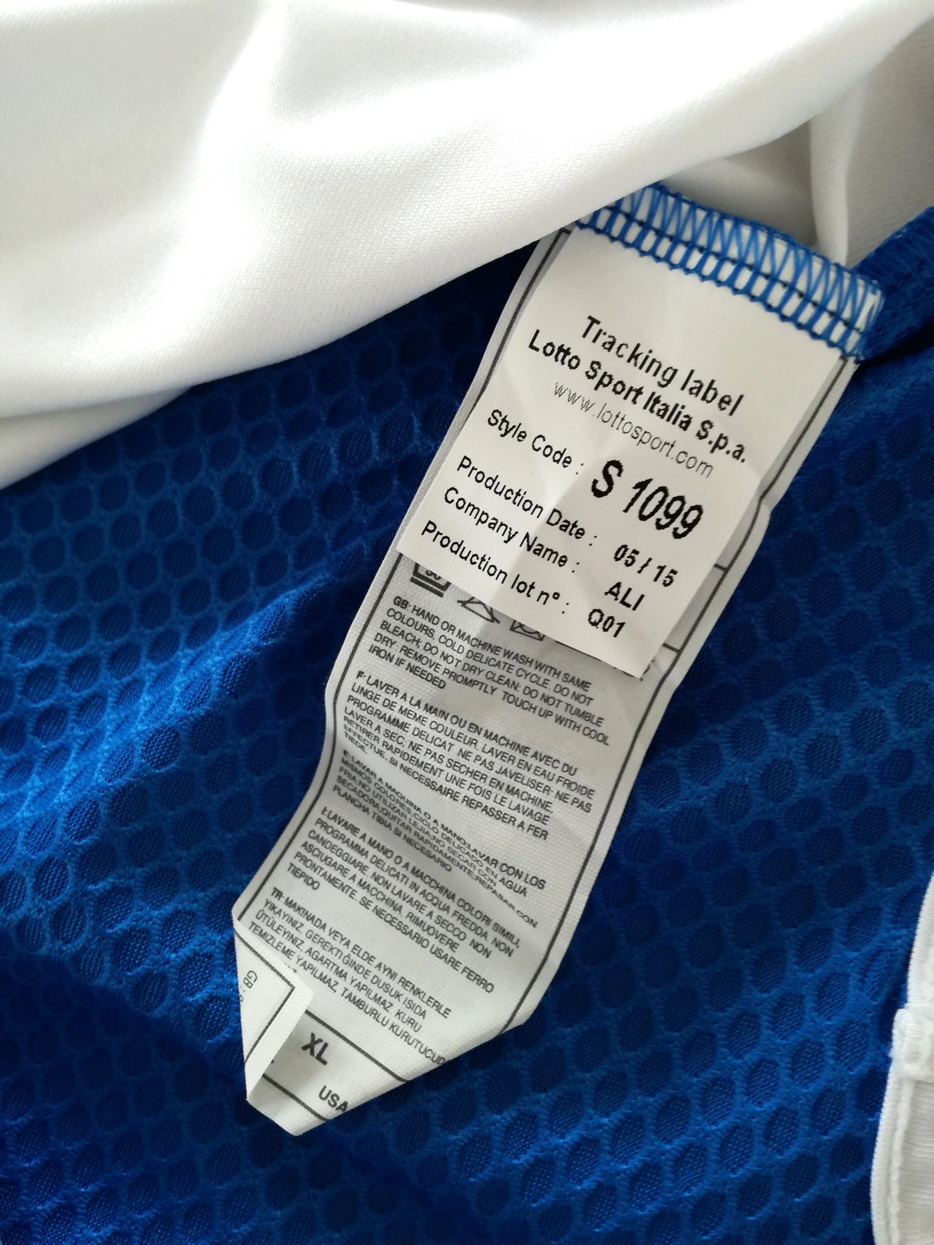 2015/16 TSG Hoffenheim Home Football Shirt Volland #31 (XL) *BNWT* - Image 4