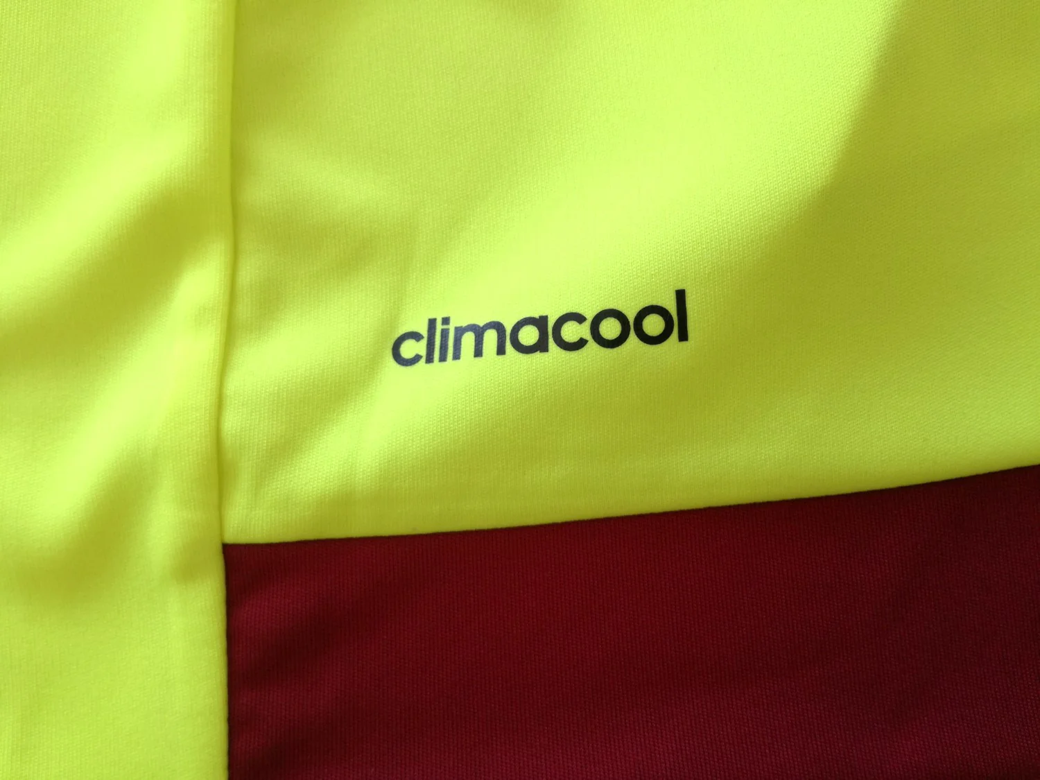 2015/16 Venezuela Away Football Shirt. (L) - Image 4