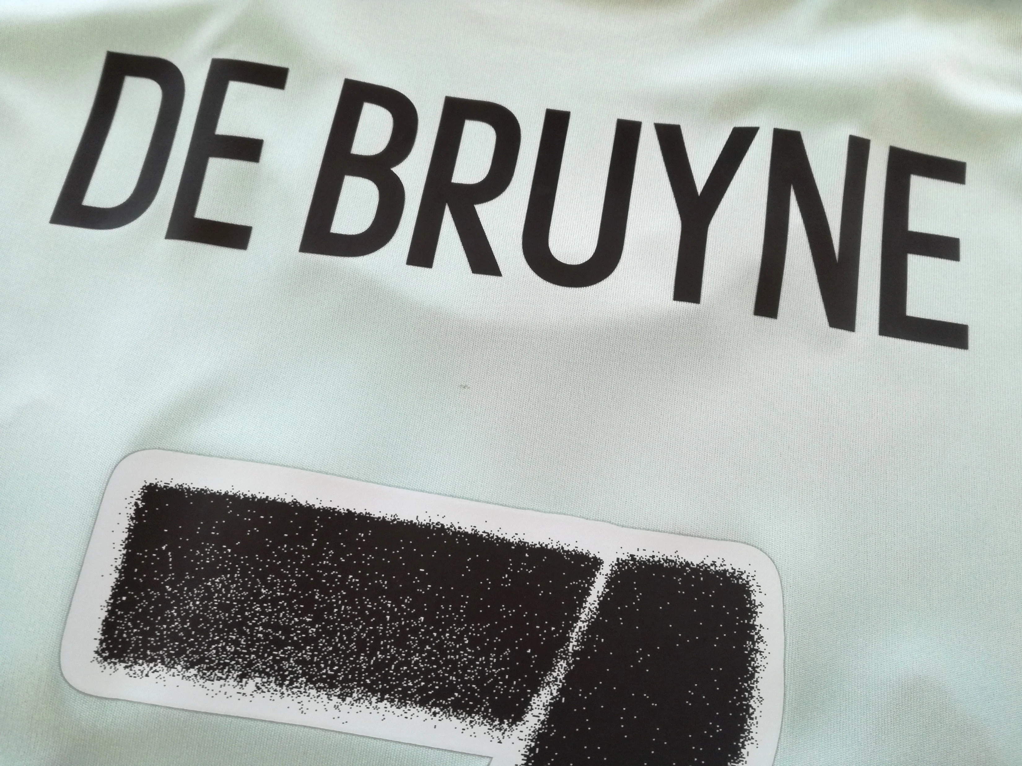 2016/17 Belgium Away Football Shirt De Bruyne #7 (S) - Image 9