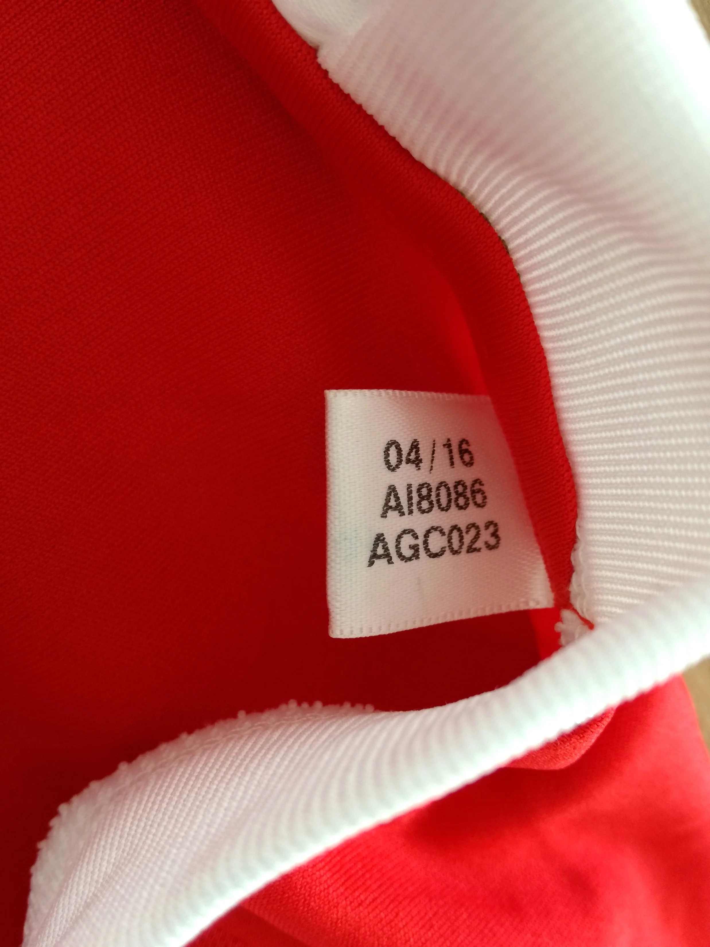 2016/17 Benfica Home Football Shirt (L) - Image 3