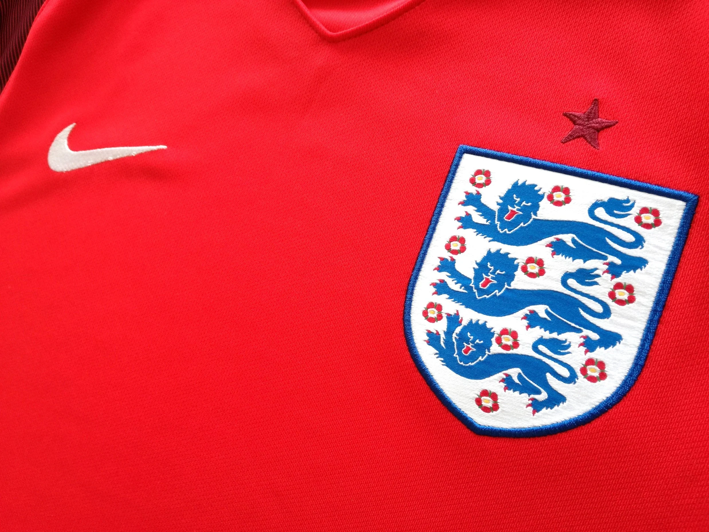 2016/17 England Away Football Shirt (M) - Image 4
