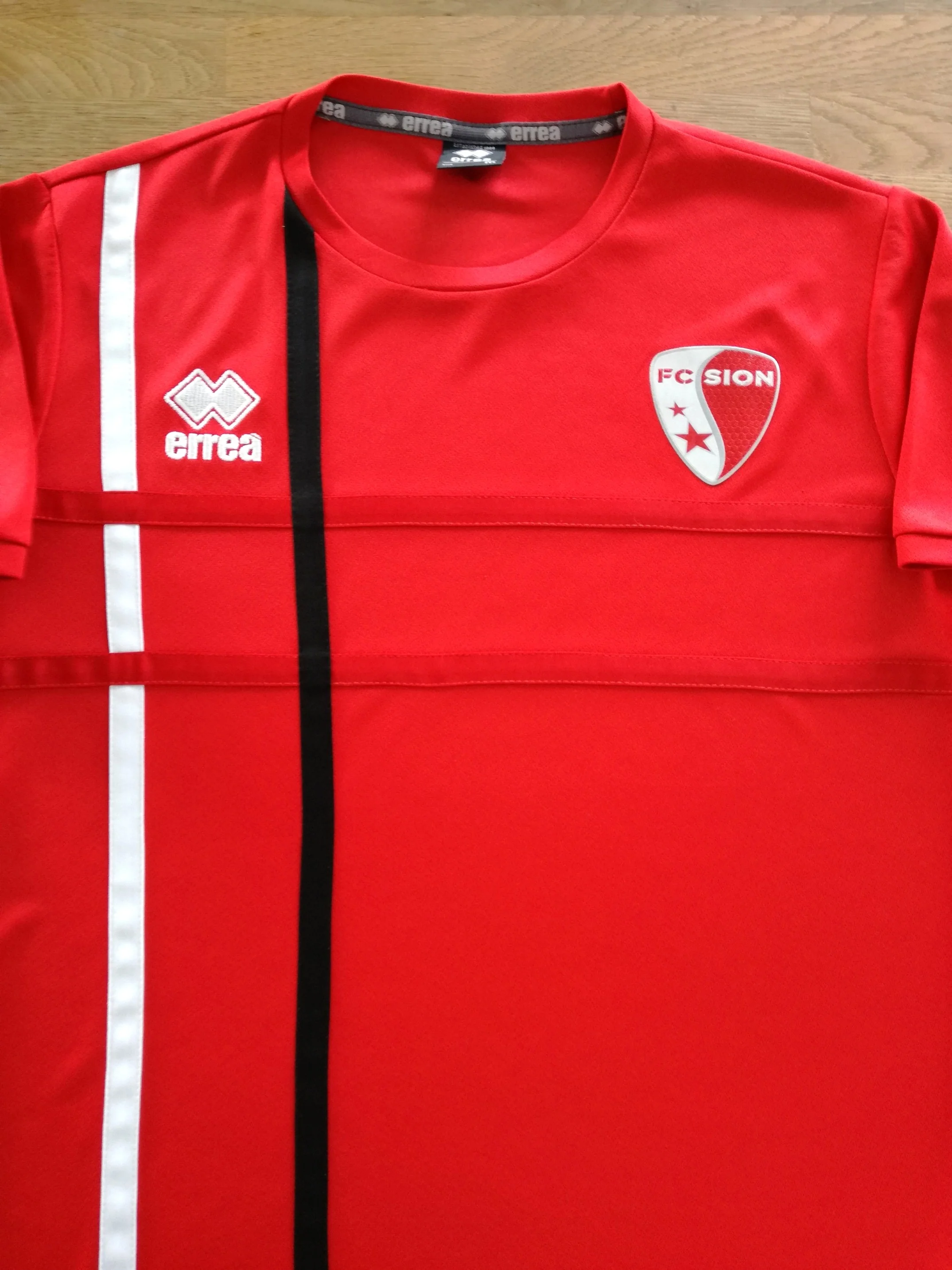 2016/17 FC Sion Training Shirt (M)