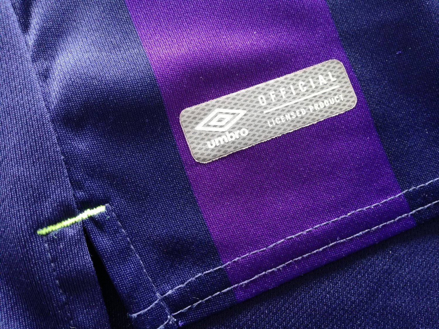2017/18 Everton 3rd Football Shirt. (S) - Image 4