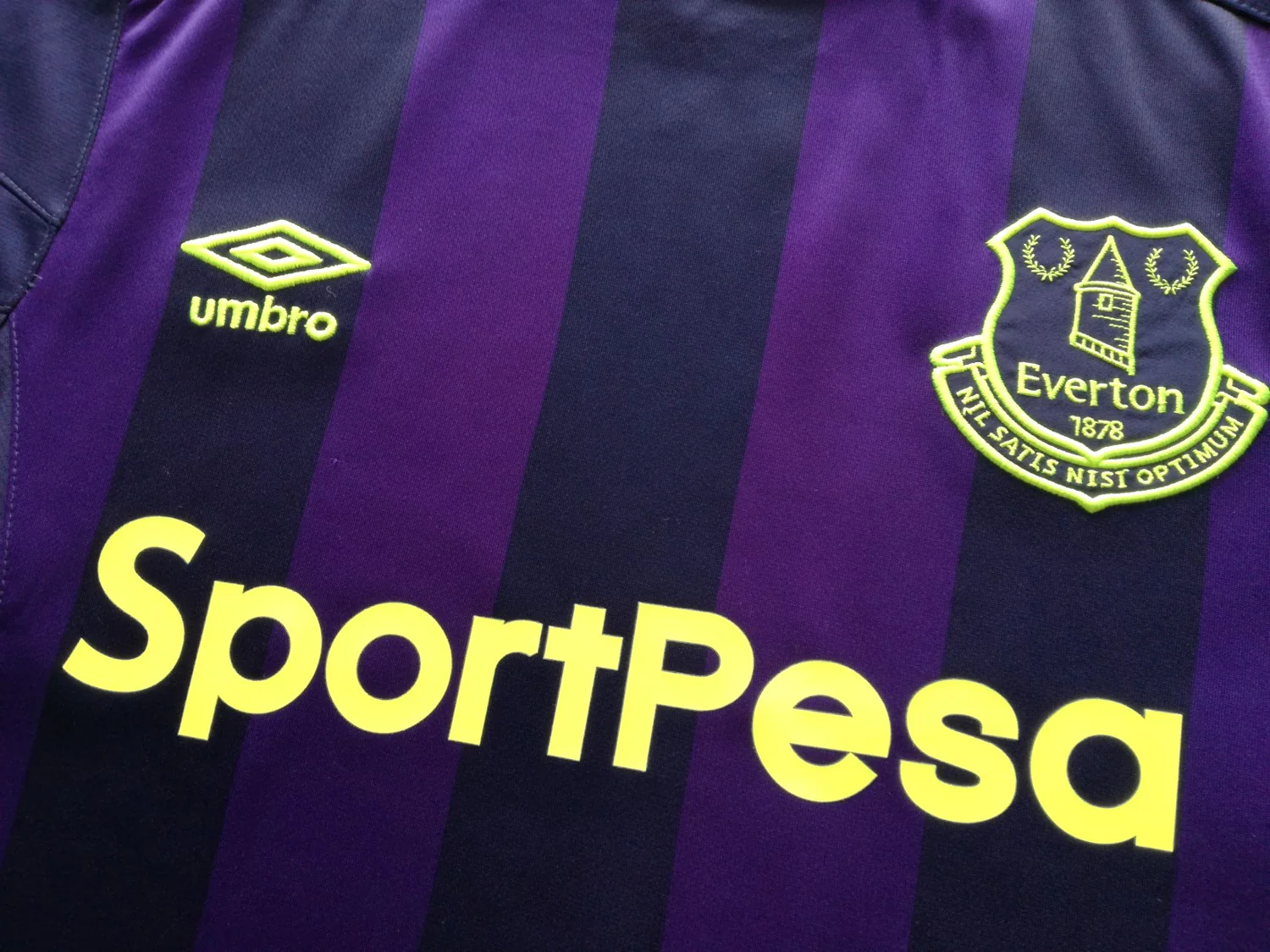 2017/18 Everton 3rd Football Shirt (S) - Image 3