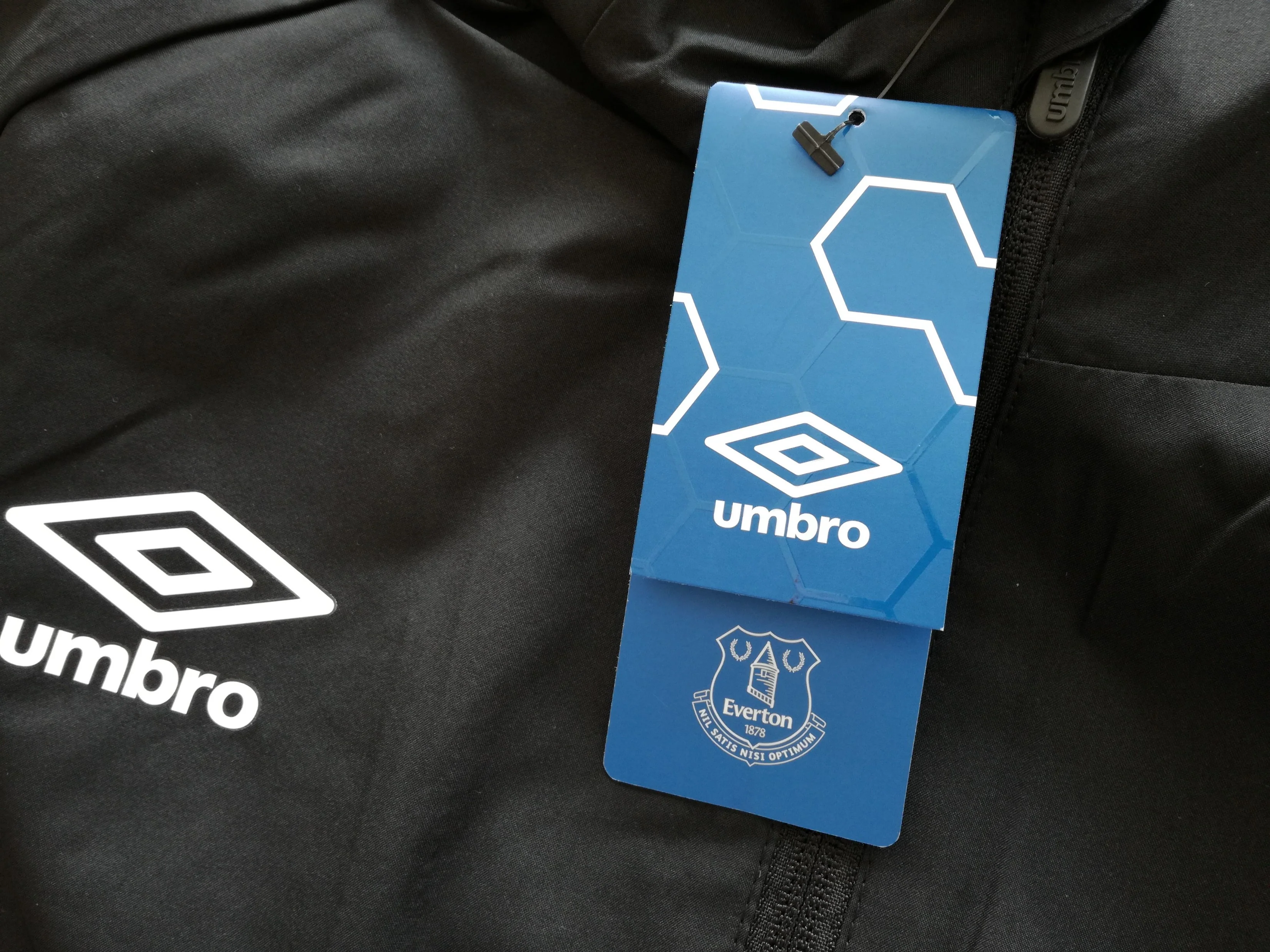 2017/18 Everton Football Rain Jacket (XL) *BNWT* - Image 2