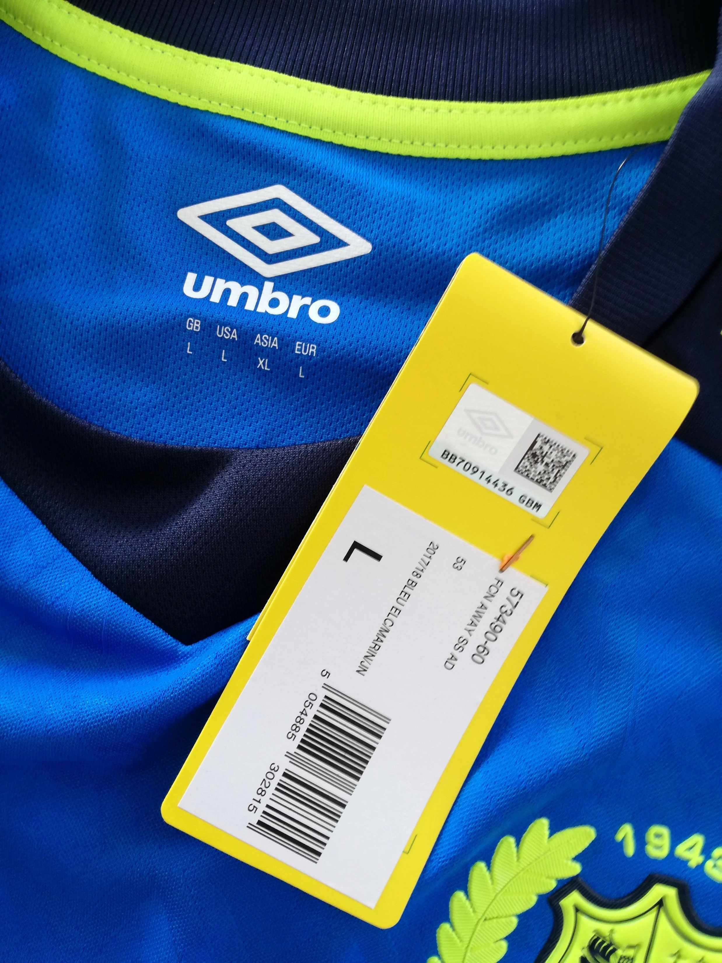 2017/18 Nantes Away Ligue 1 Football Shirt Sala #9 (L) *BNWT* - Image 3