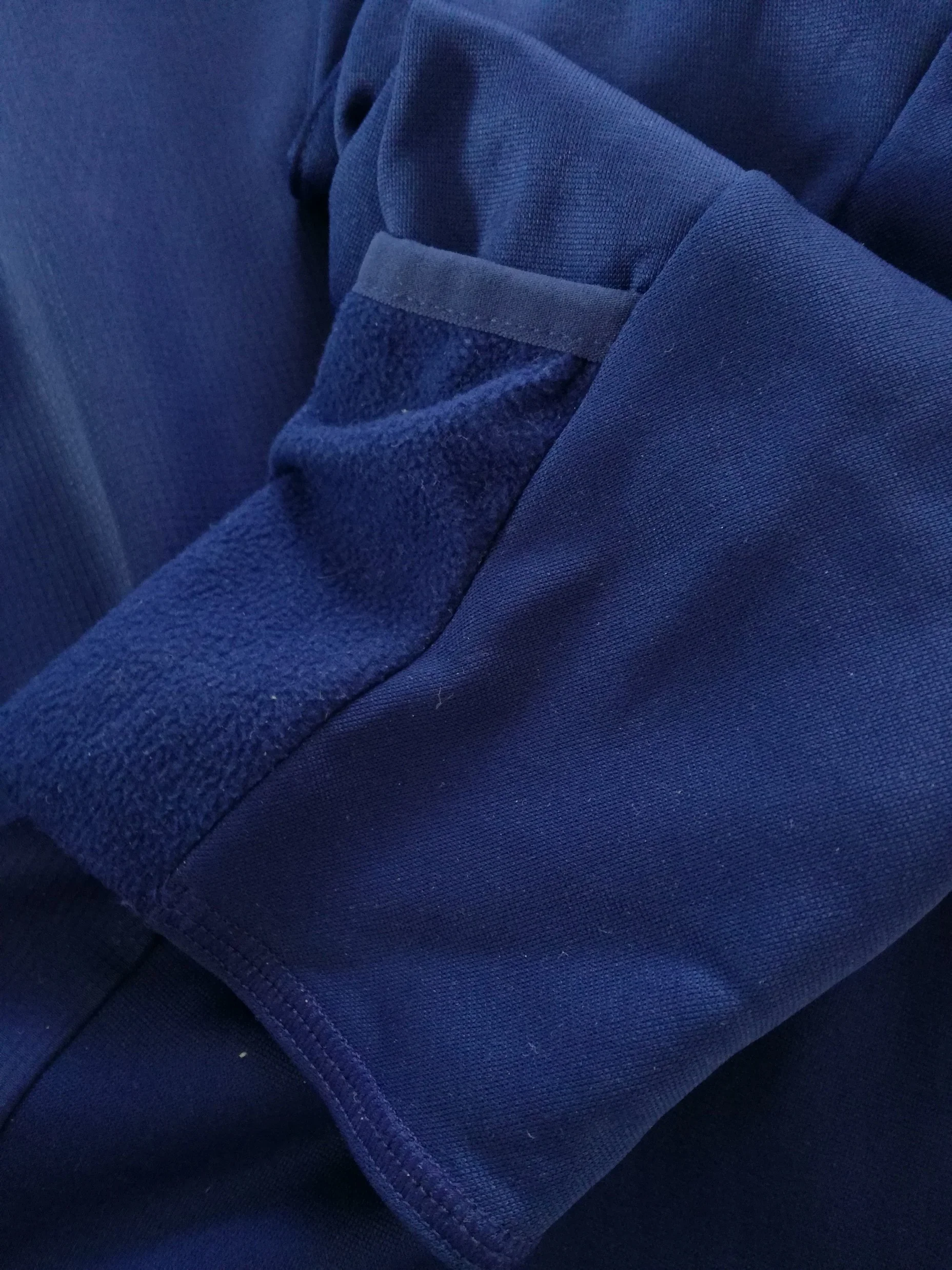 2017/18 Ipswich Town Climawarm Training Top (XXL) - Image 4
