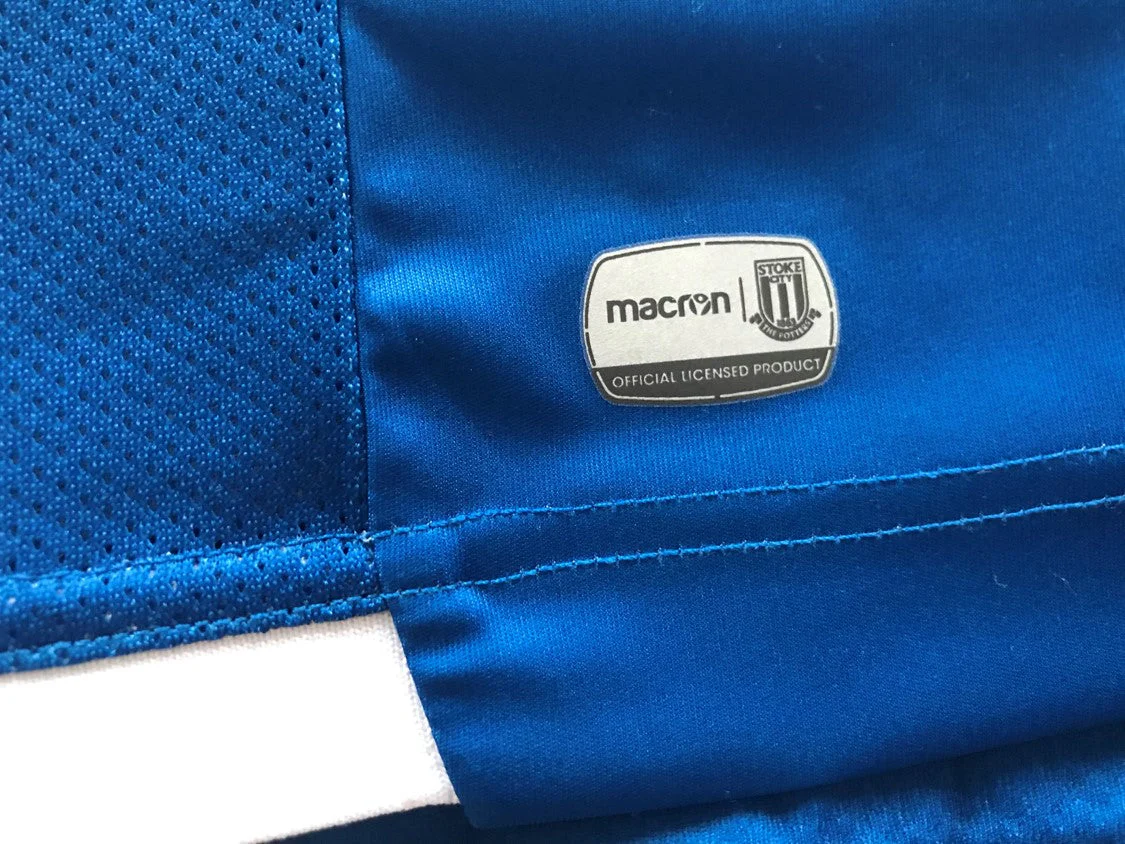 2017/18 Stoke City Away Football Shirt (L) - Image 4
