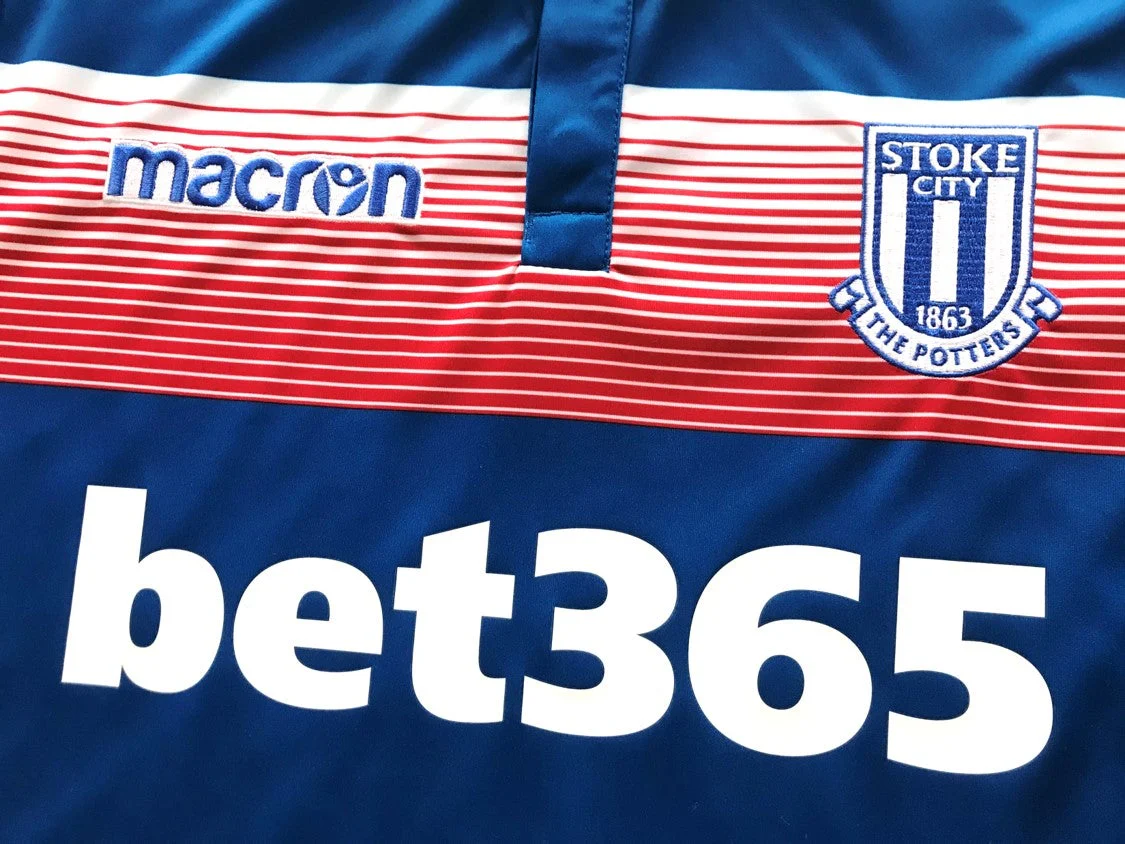 2017/18 Stoke City Away Premier League Football Shirt (3XL) - Image 3