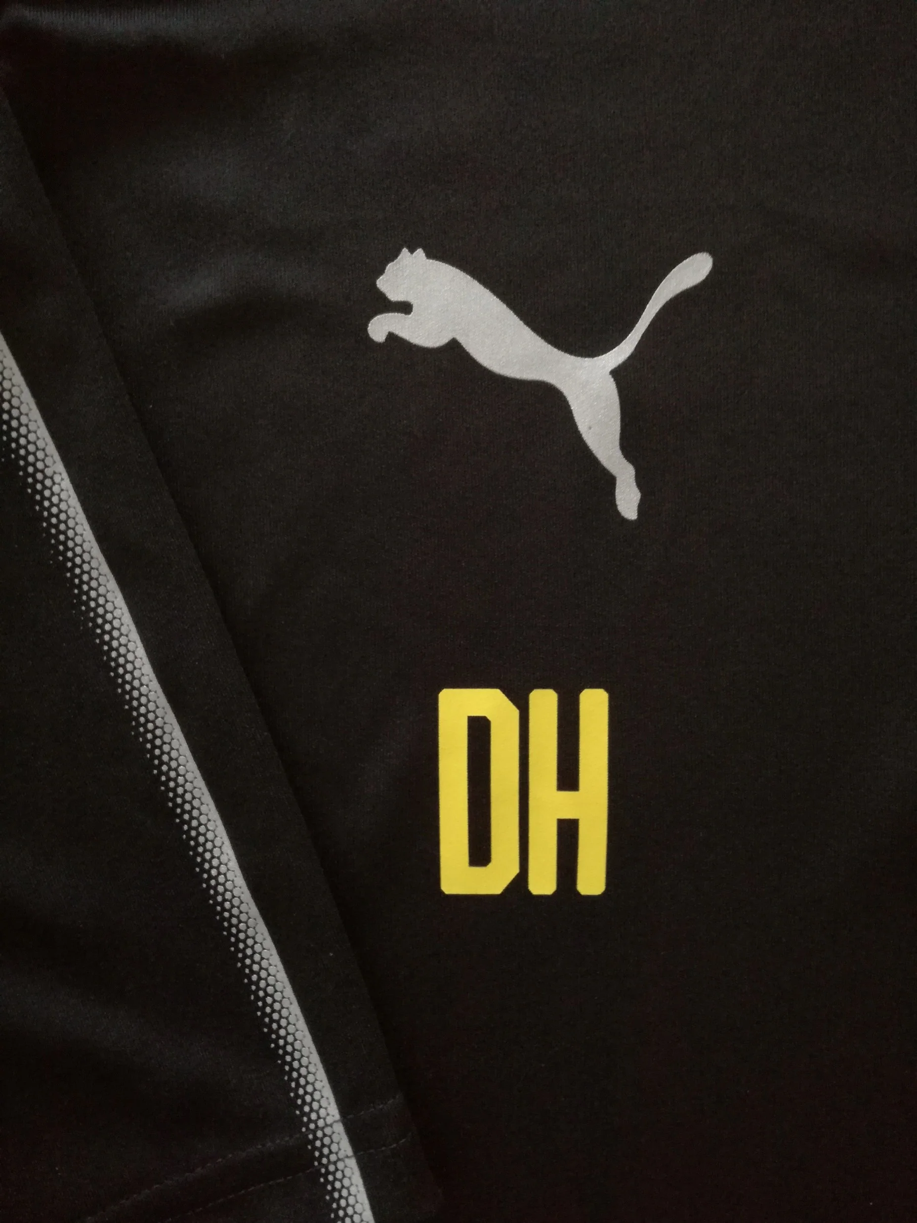 2018/19 Borussia Dortmund Staff Issue Training T-Shirt D.H. (L) - Image 4