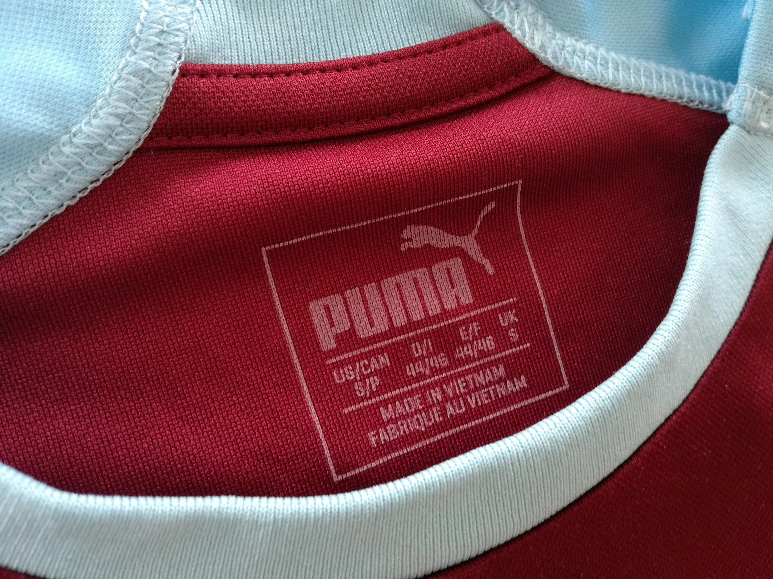 2018/19 Burnley Home Football Shirt (S) - Image 2