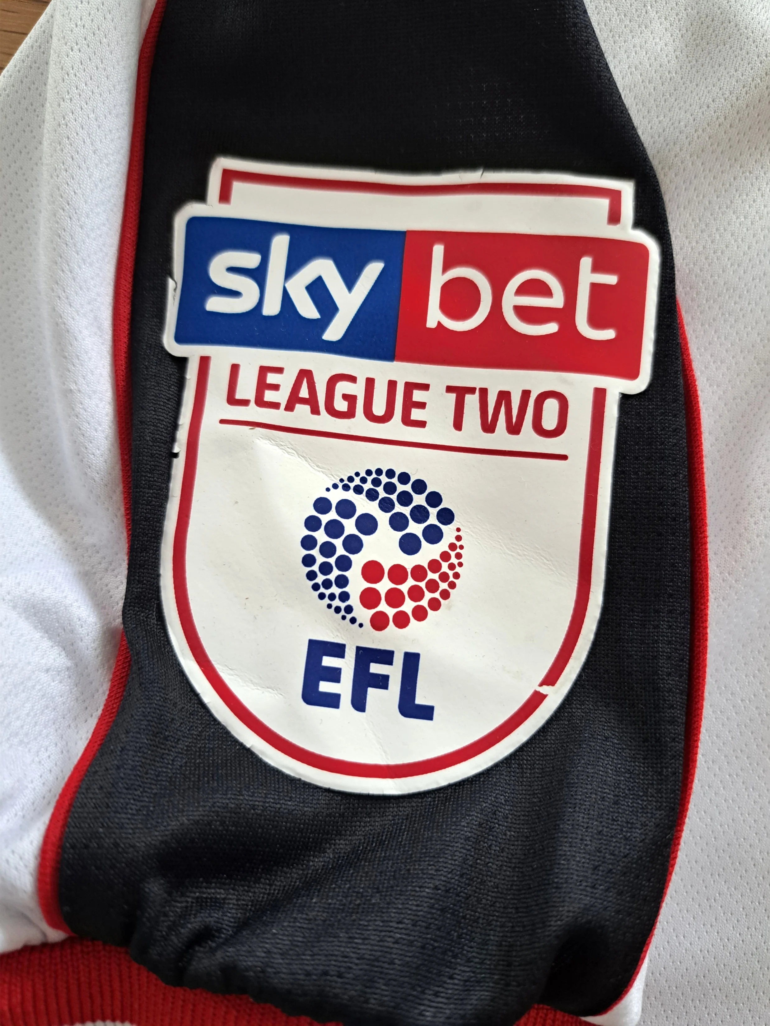 2018/19 Grimsby Town Home League Two Football Shirt Collins #6 (3XL) - Image 4