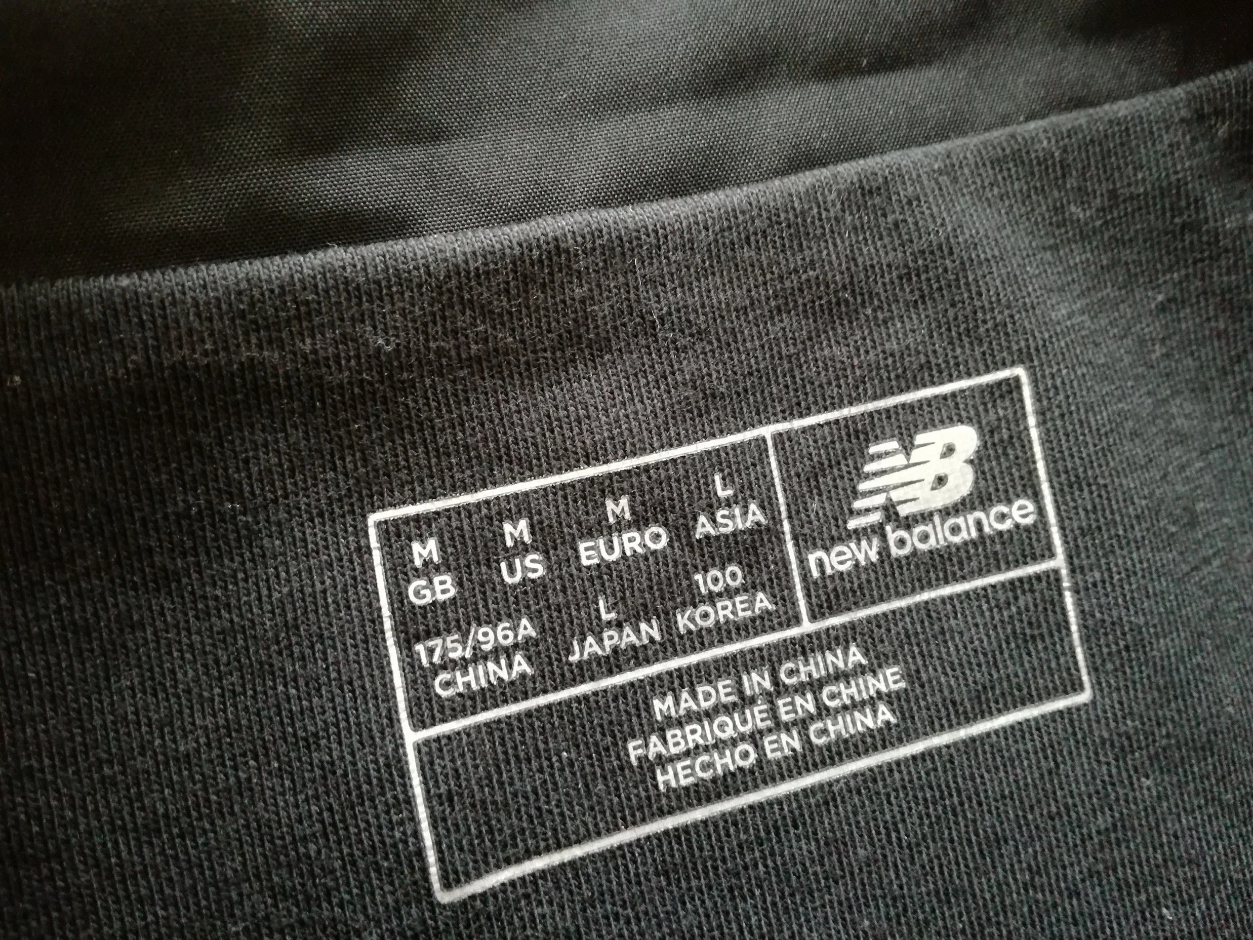 2019 Liverpool Terrace Football Jacket (M) - Image 2