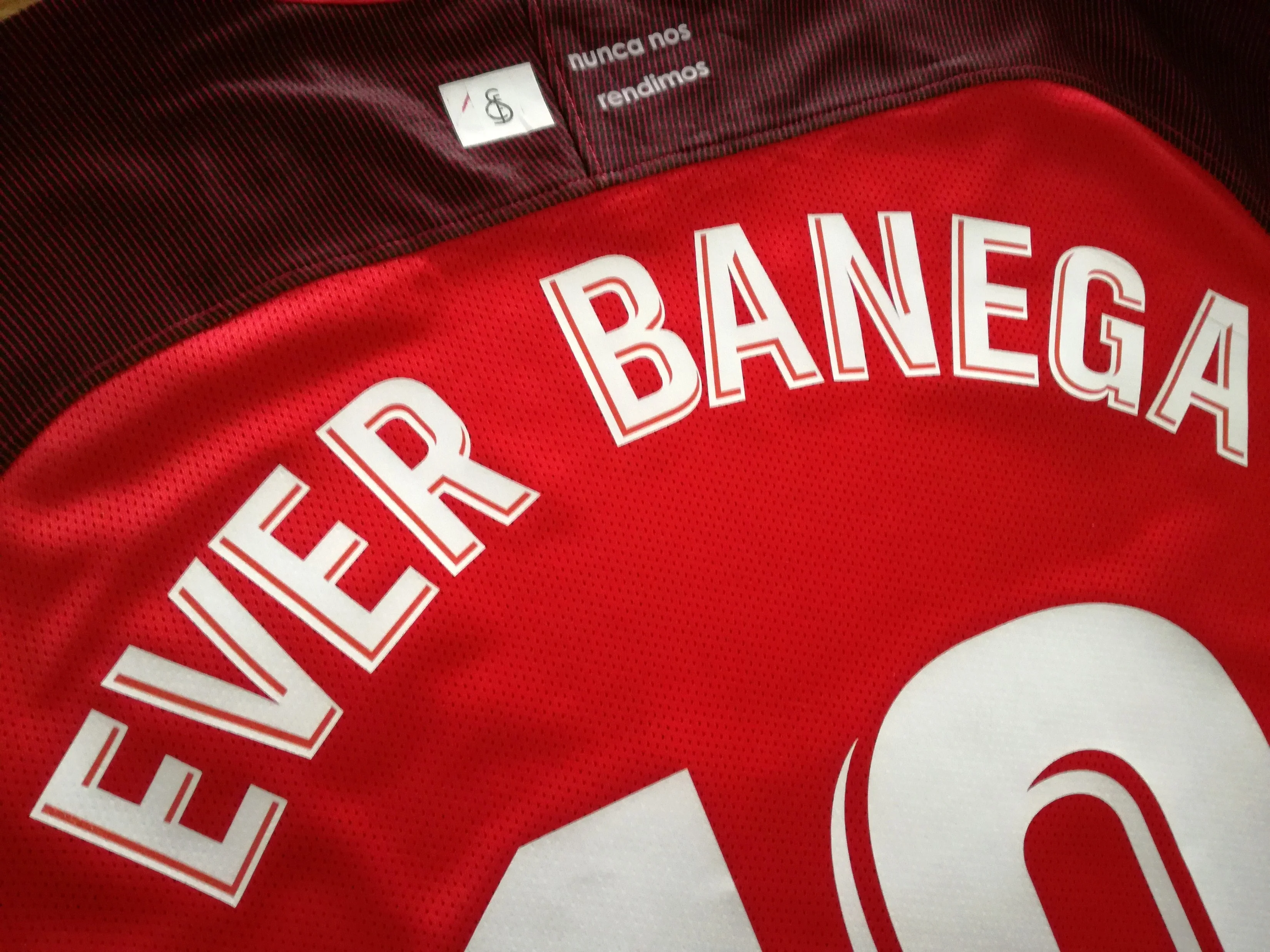 2018/19 Sevilla Away Authentic La Liga Football Shirt Ever Banega #10 (M) - Image 10