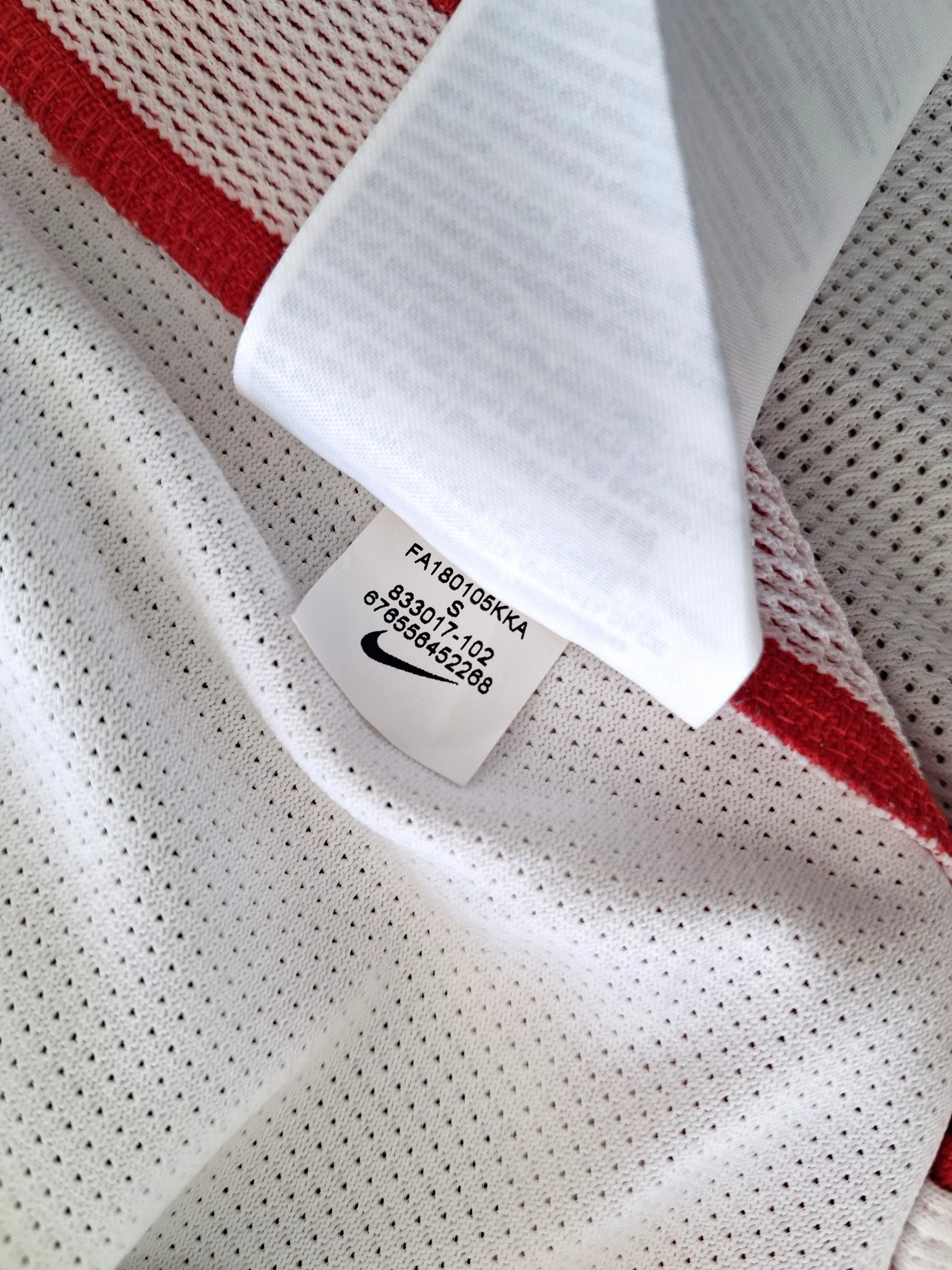 2018/19 Sevilla Home La Liga Football Shirt (S) - Image 10