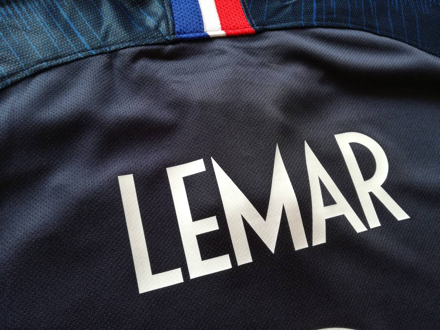 2018 France Home World Cup Football Shirt Lemar #8 (3XL) - Image 11