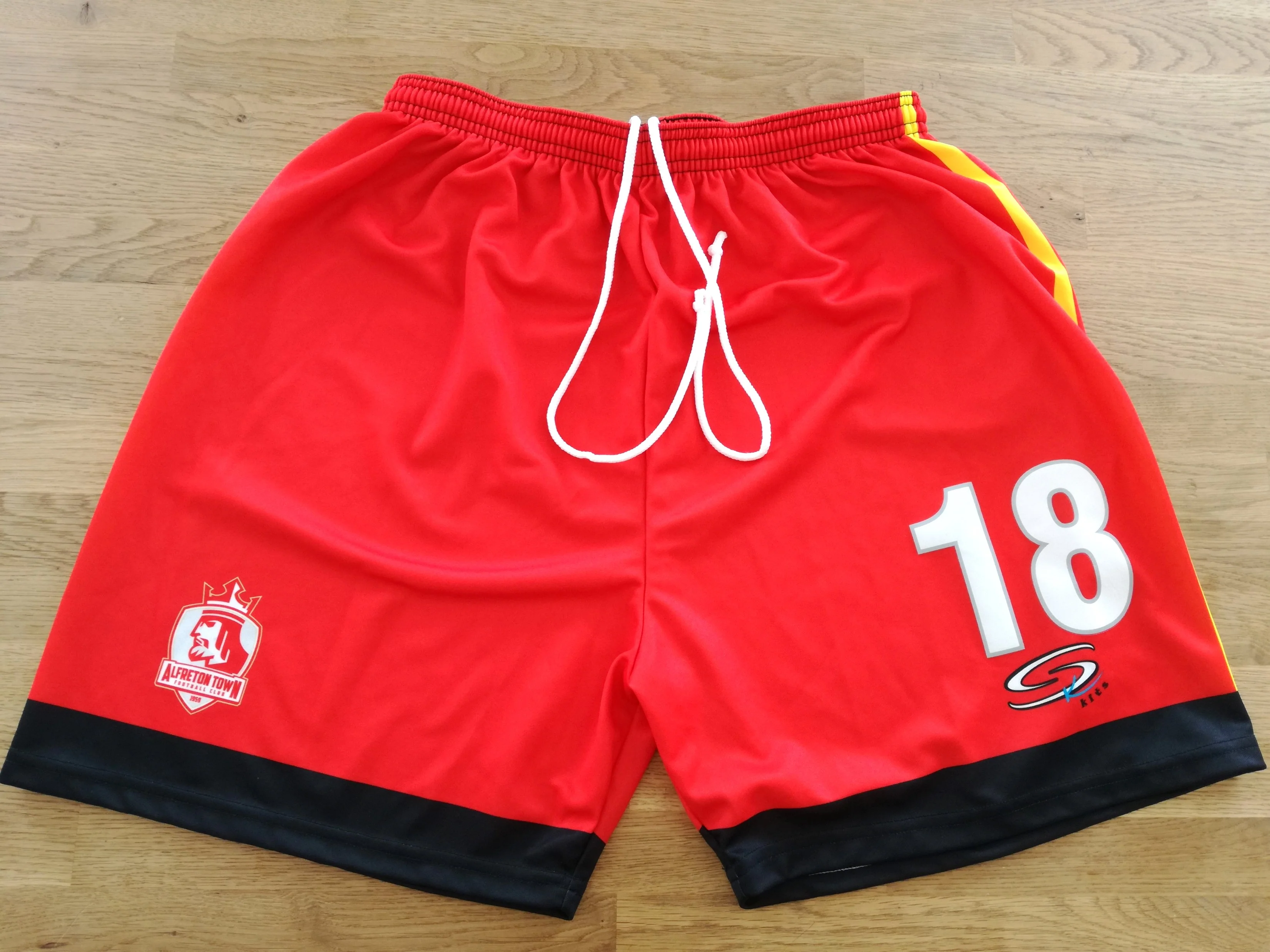 2019/20 Alfreton Town Home National League Player Issue Football Kit #18 (M) - Image 7
