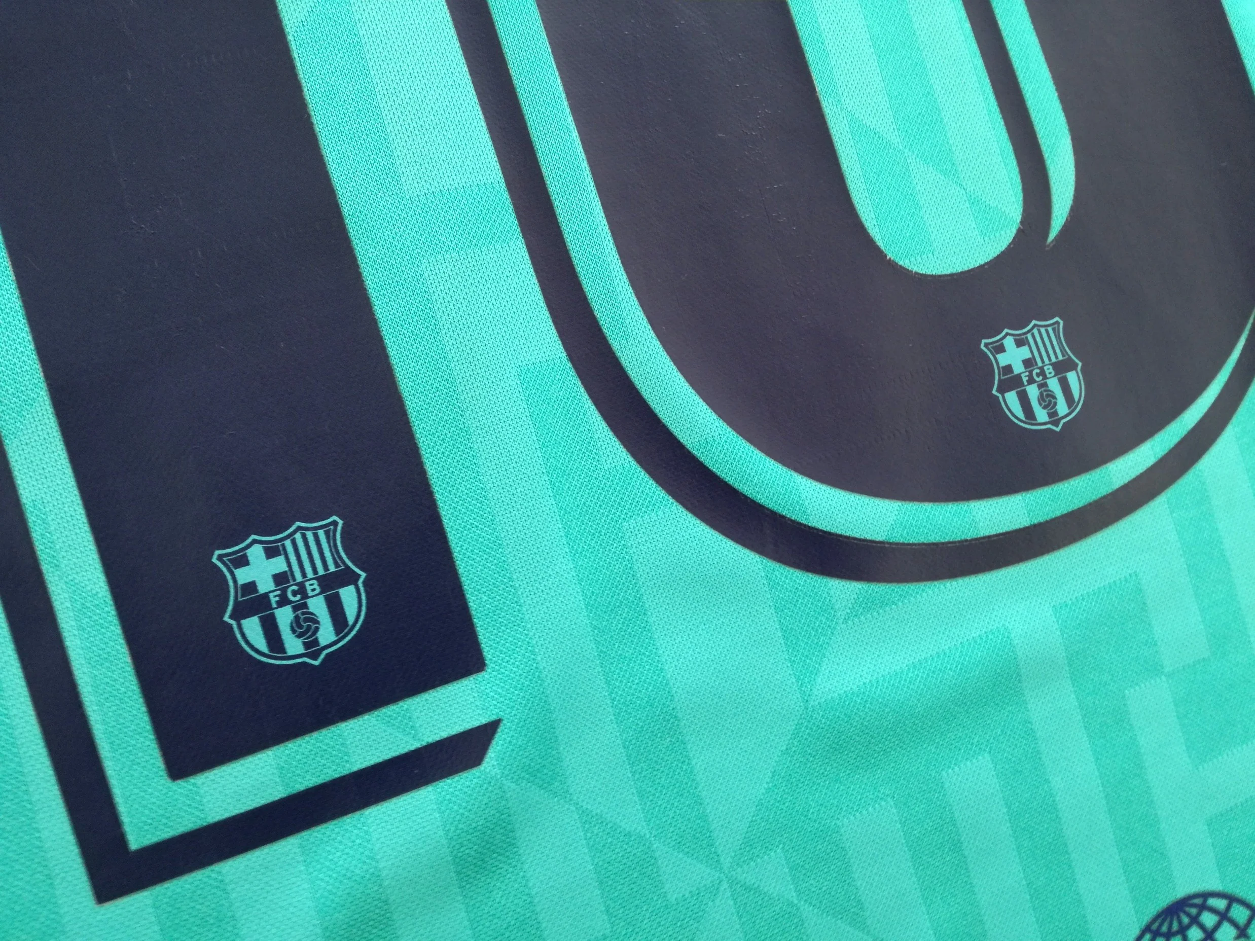 2019/20 Barcelona 3rd Football Shirt Messi #10 (S) - Image 7