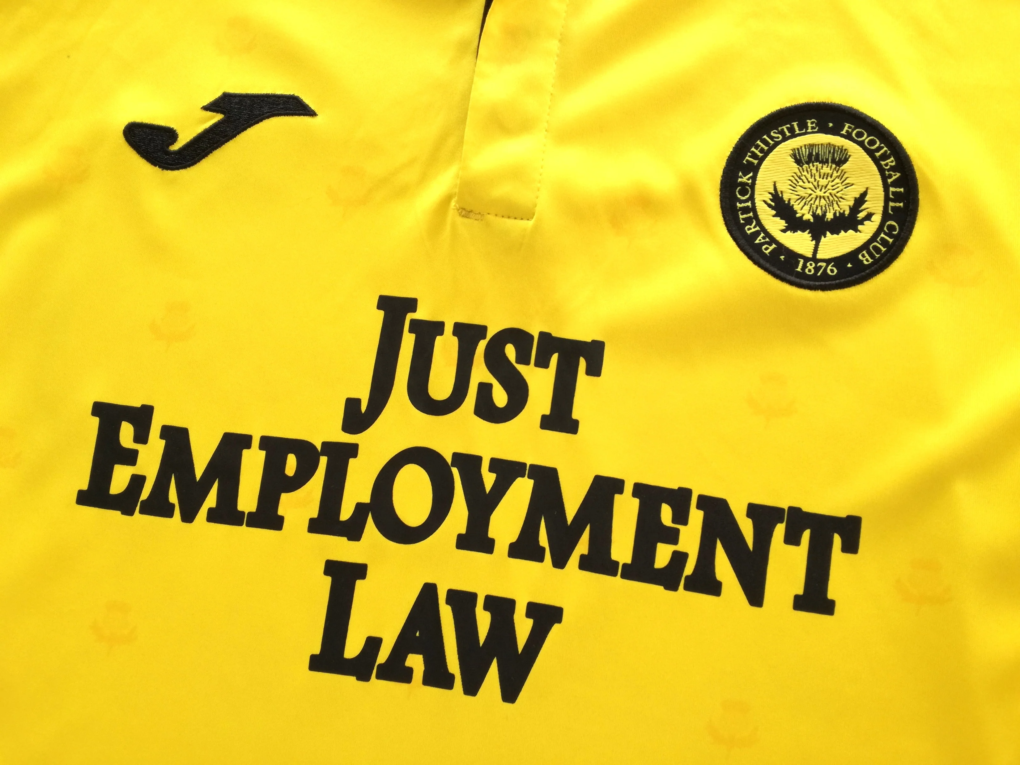2019/20 Partick Thistle Home Football Shirt. (L) - Image 2
