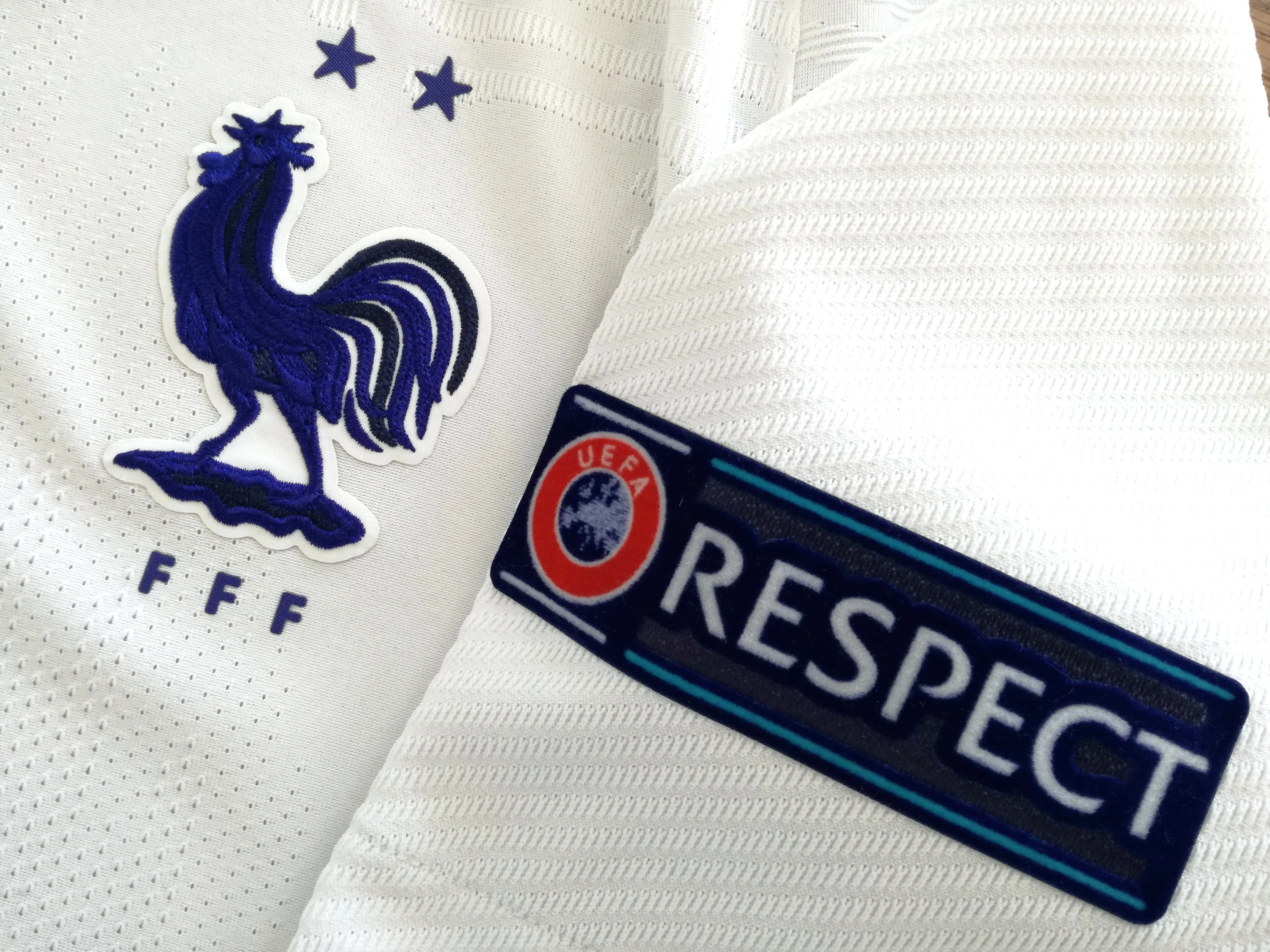 2020 France Away European Championship Authentic Football Shirt (M) - Image 5