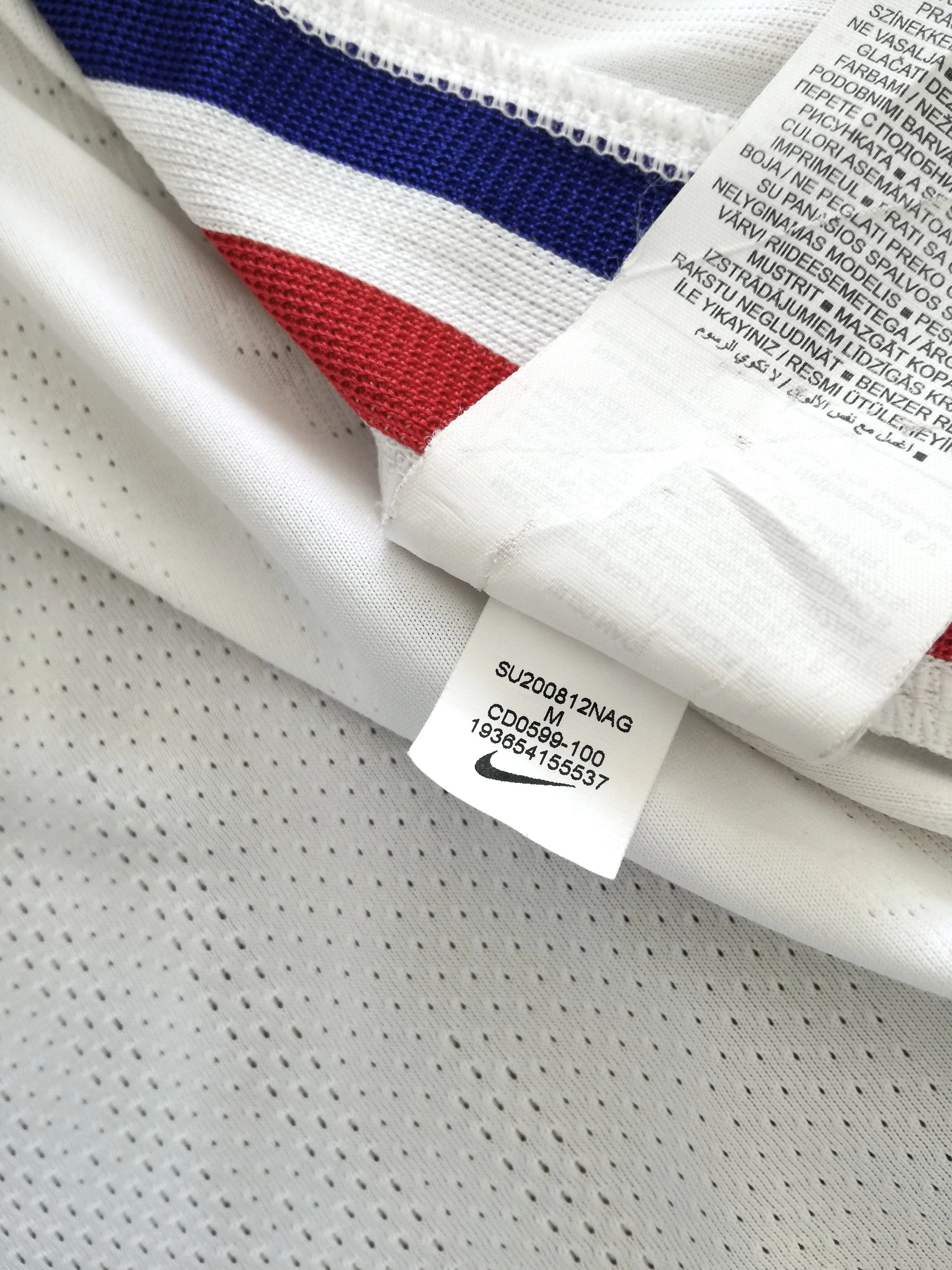 2020 France Away European Championship Authentic Football Shirt (M) - Image 8