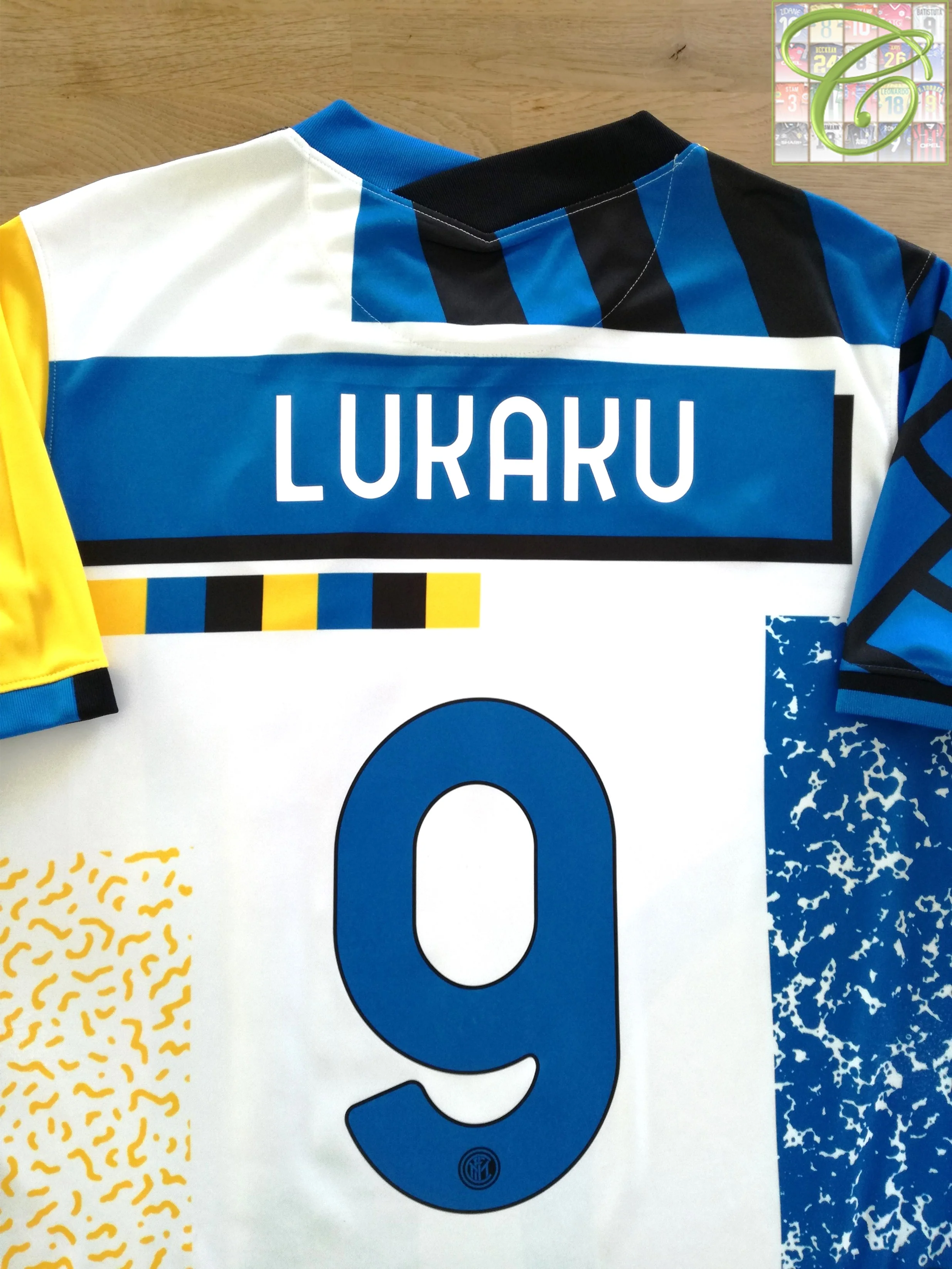 2020/21 Internazionale 4th Football Shirt Lukaku #9 (XL)