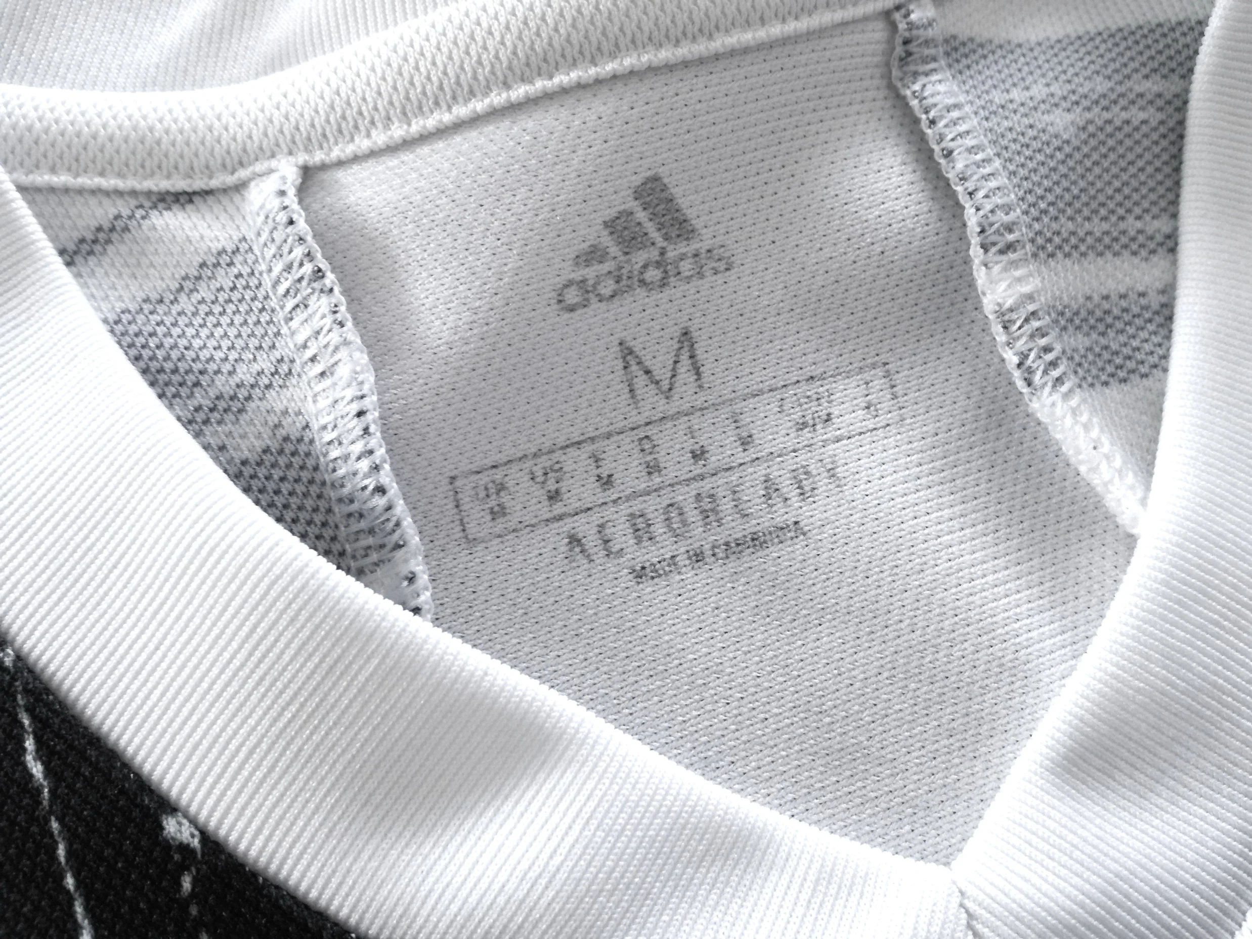 2020/21 Juventus Home Football Shirt (M) - Image 2