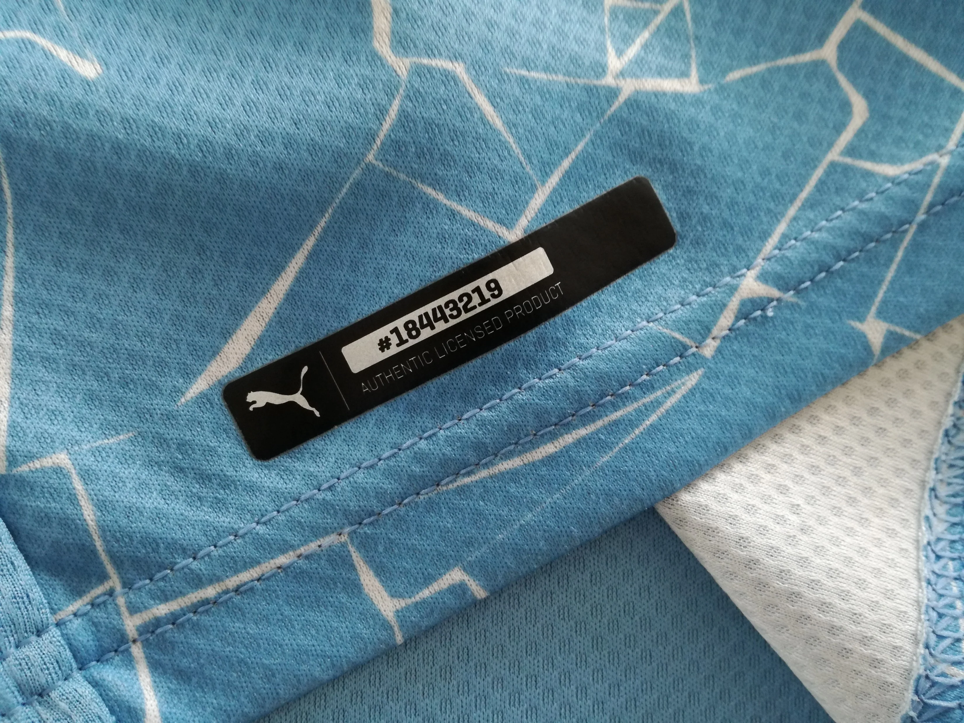 2020/21 Man City Home Football Shirt (L) - Image 4