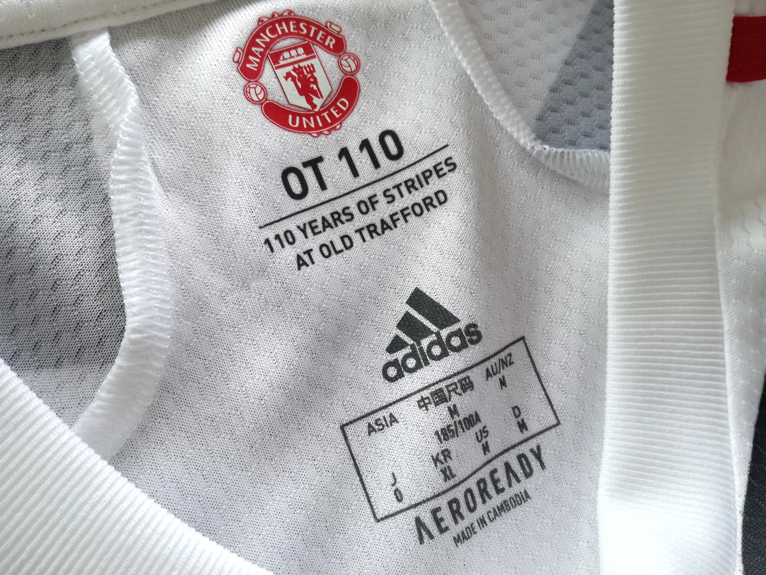 2020/21 Man Utd 3rd Football Shirt van de Beek #34 (M) - Image 5