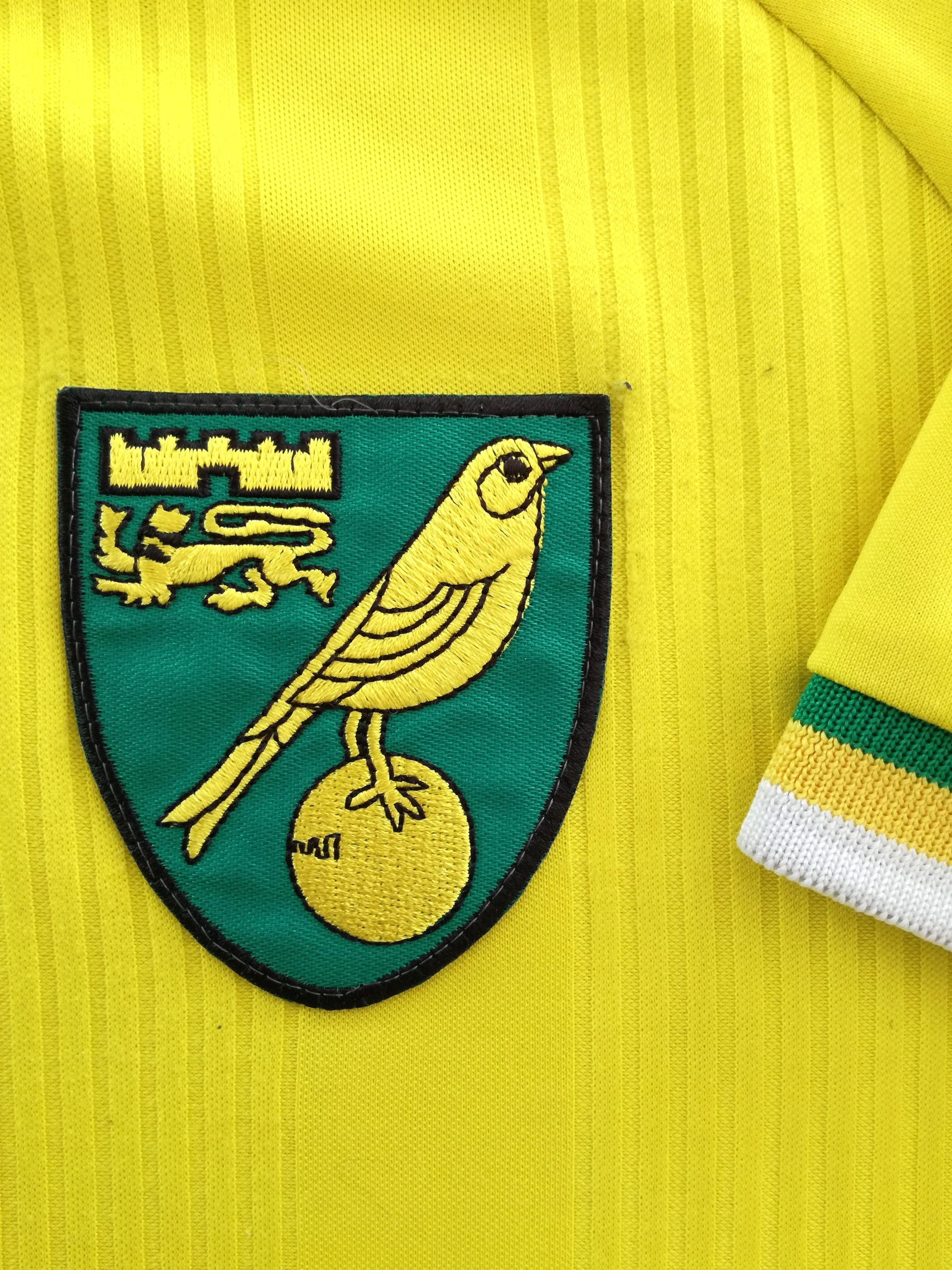 2020/21 Norwich City Home Football Shirt (S) - Image 3